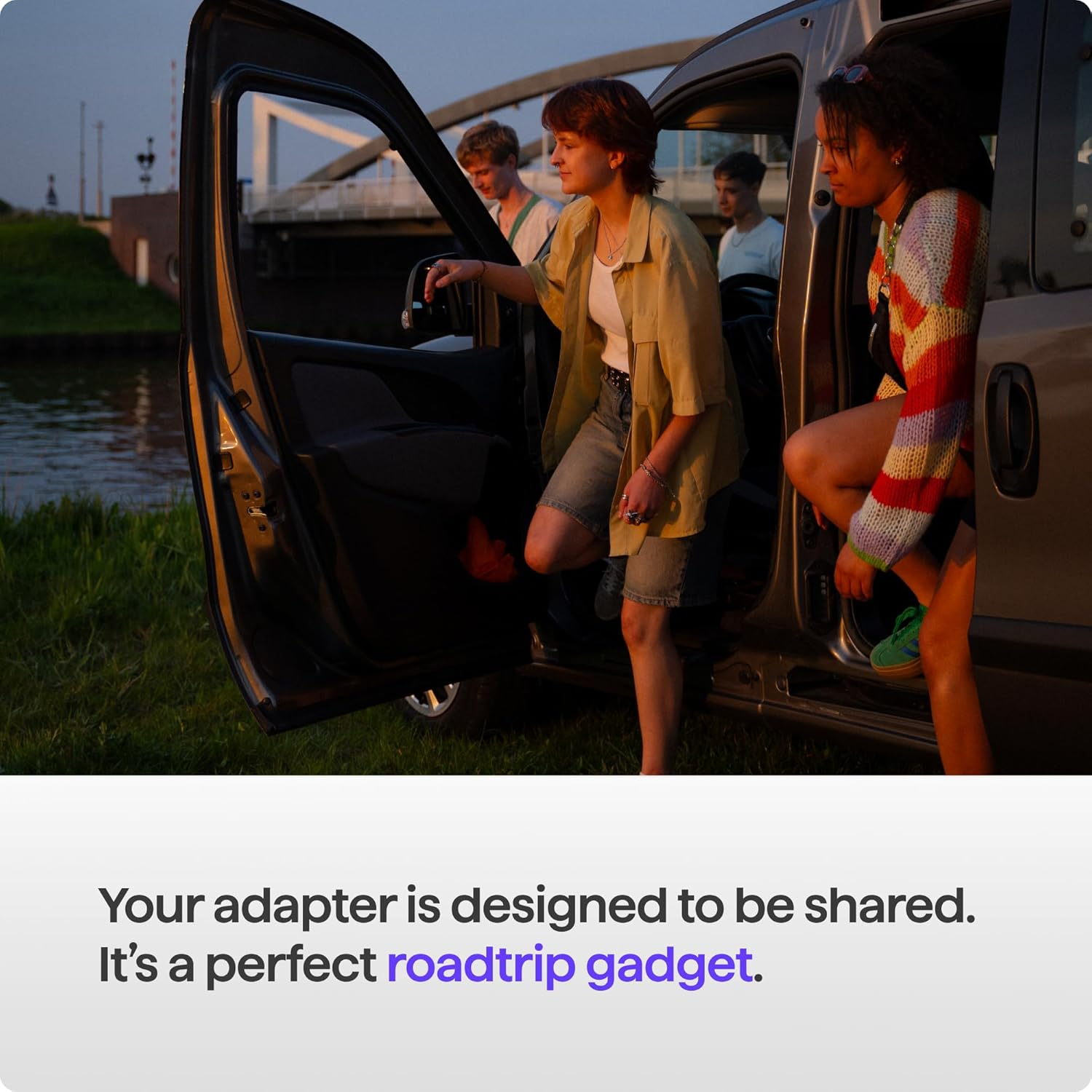 Aawireless Two+ Android Auto & Apple Carplay 2-In-1 Adapter &mdash; Wireless Connection via Bluetooth & Wifi &mdash; Suitable for Ios 10+ & Android 11+ &mdash; Multifunctional Button &mdash; Made in Europe image number 3