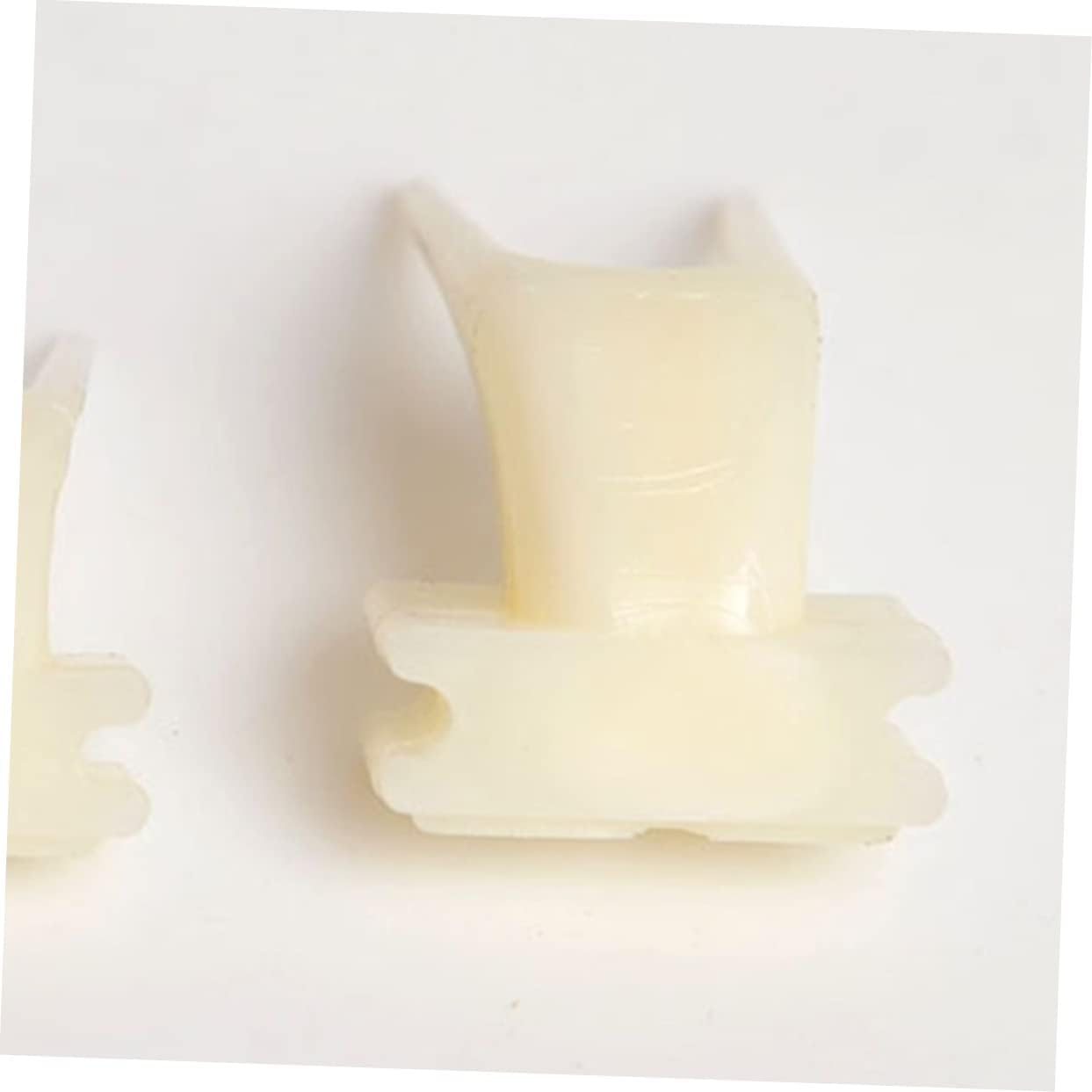 Parliky Parrot Bird Fruit Fork Feeder Tool Multi-Functional Sturdy Plastic 9Cm Feeding Accessory for Outdoor Bird Feeders image number 2