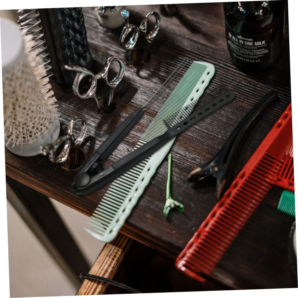 Garneck 1Pc Shaped Hair Straightening Comb Professional Hairstyling Tool for Effortless Straightening Durable Comfortable Grip for All Hair Types Smooth Teeth Design to Prevent image number 5