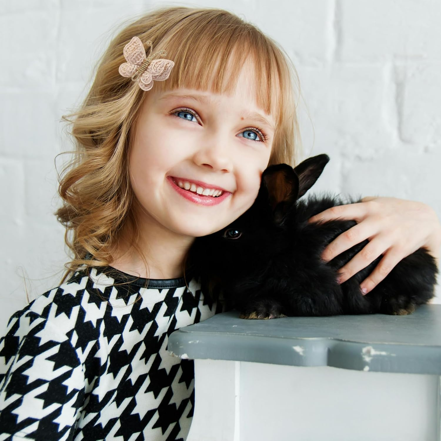 Baby Girl Butterfly Hair Clips, 6-Pcs Non-Slip Barrettes for Infants and Toddlers, Perfect for Fine Hair, Daily Wear, and Special Occasions image number 2