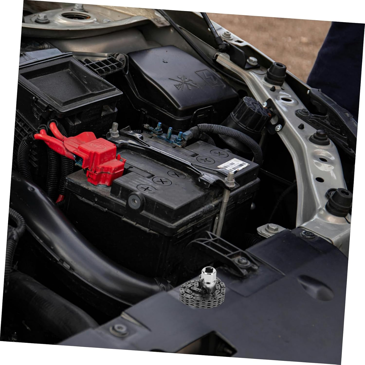 EXAOMBLE Oil Filter Wrench Double Chain Sleeve Heavy Duty 52-Link Chain Strap Wrench Automotive Oil Filter Removal Tool for Mechanics and Plumbing Equipment image number 3