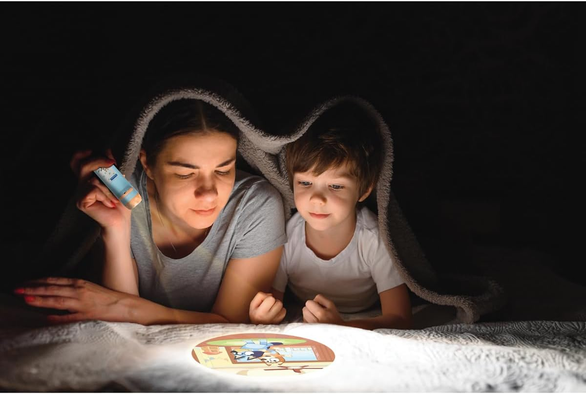 Lexibook, Bluey, Bluey LTC050BYLXB Storyteller Projector and Flashlight, Blue Yellow image number 5