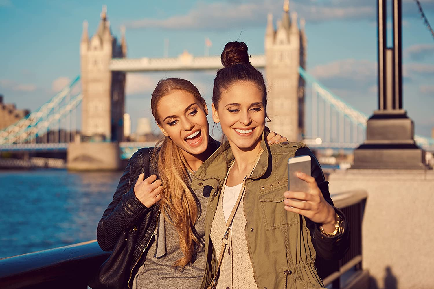 Soleo Organics SPF 30 Everyday Formula Extra Lite All Natural Sunscreen 80 G, Green (SOSEVE) image number 1