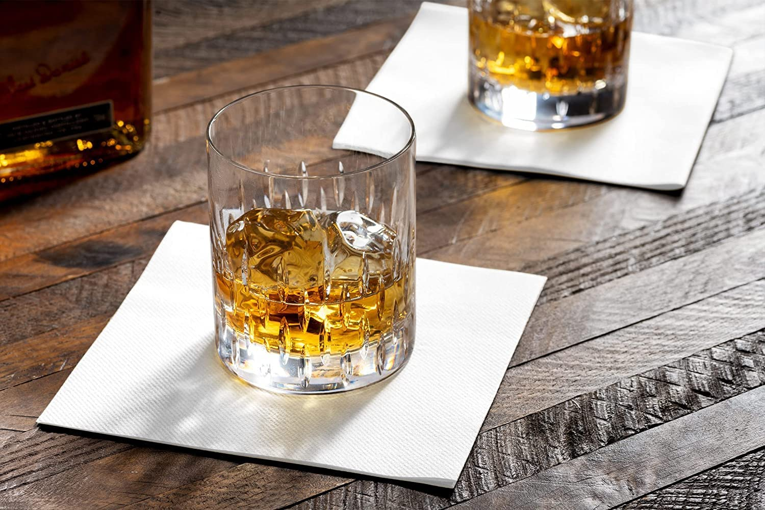 JEBBLAS Cocktail Napkins Disposable Beverage Bar Napkins Black Linen-Like Square Napkins Party or Wedding 8Inch X 8Inch (150 Count, Black) image number 6