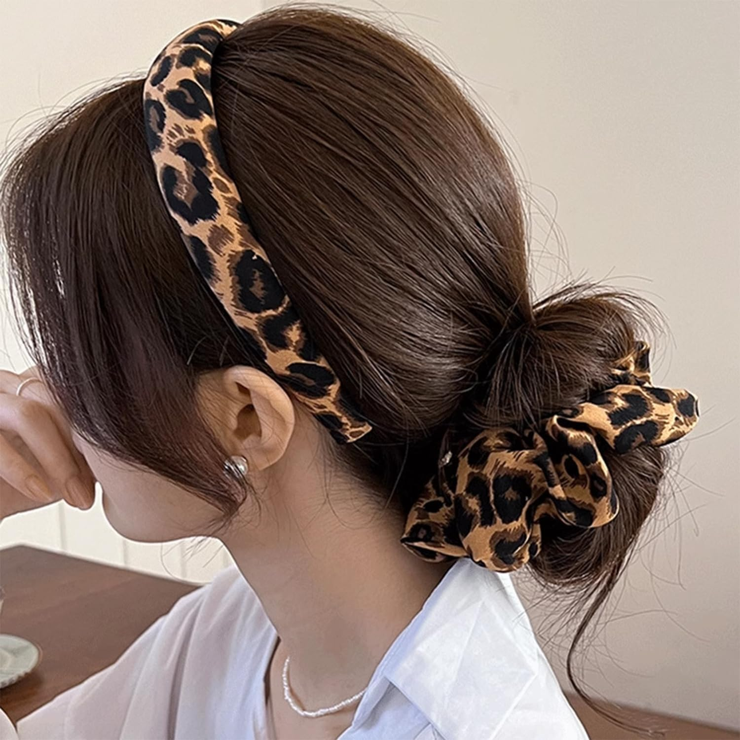 3 Pieces Leopard Print and 1 Piece Leopard Print Hair Ring, Retro Hair Accessories, Non-Slip Headband, Fashionable and Versatile Hair Accessories, Hairstyle Accessories. image number 2