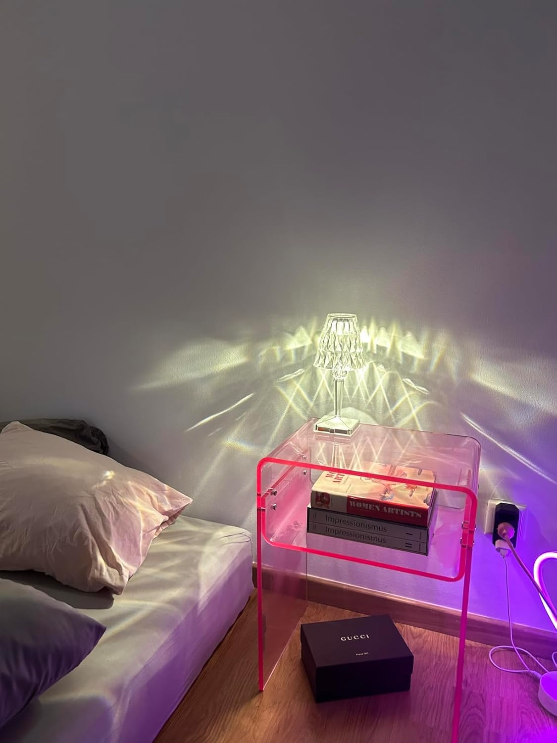 Solaround Acrylic Side Table, Clear Bedside Table for Bedroom Living Room, 40 X 30 X 50 Cm (Pink) image number 4