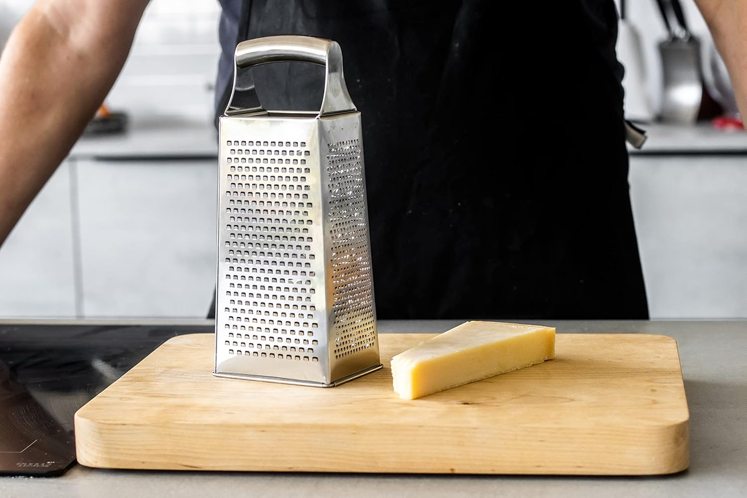 Masterclass Acid-Etched Stainless Steel Box Grater with Handle, 24 Cm (9.5"), Silver image number 2
