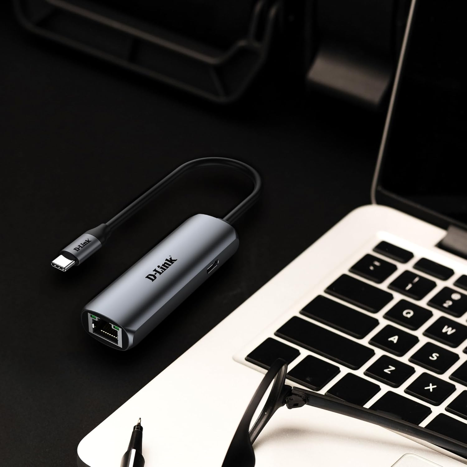 D-Link DUB-E255 USB-C to 2.5Gbps Ethernet Adapter &ndash; Thunderbolt 3/4 Compatible, Plug & Play Network Adapter for Mac, Windows, Ipados & Android &ndash; Supports Power Delivery 100W, Gigabit & USB-C Devices image number 4