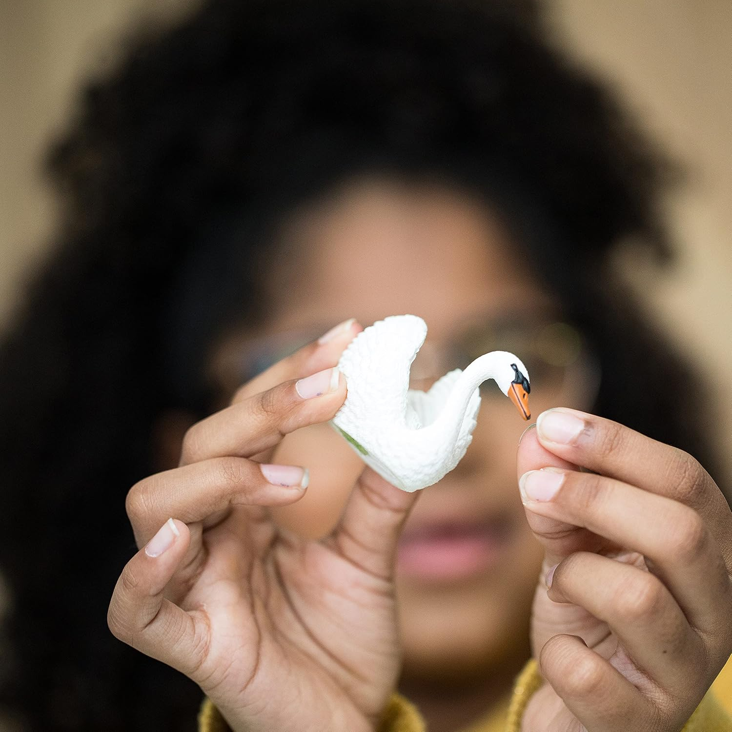 Schleich Farm World, Realisitc Farm Animals for Boys and Girls, Bird Toys, Swan Toy Figurine, Ages 3+ image number 2