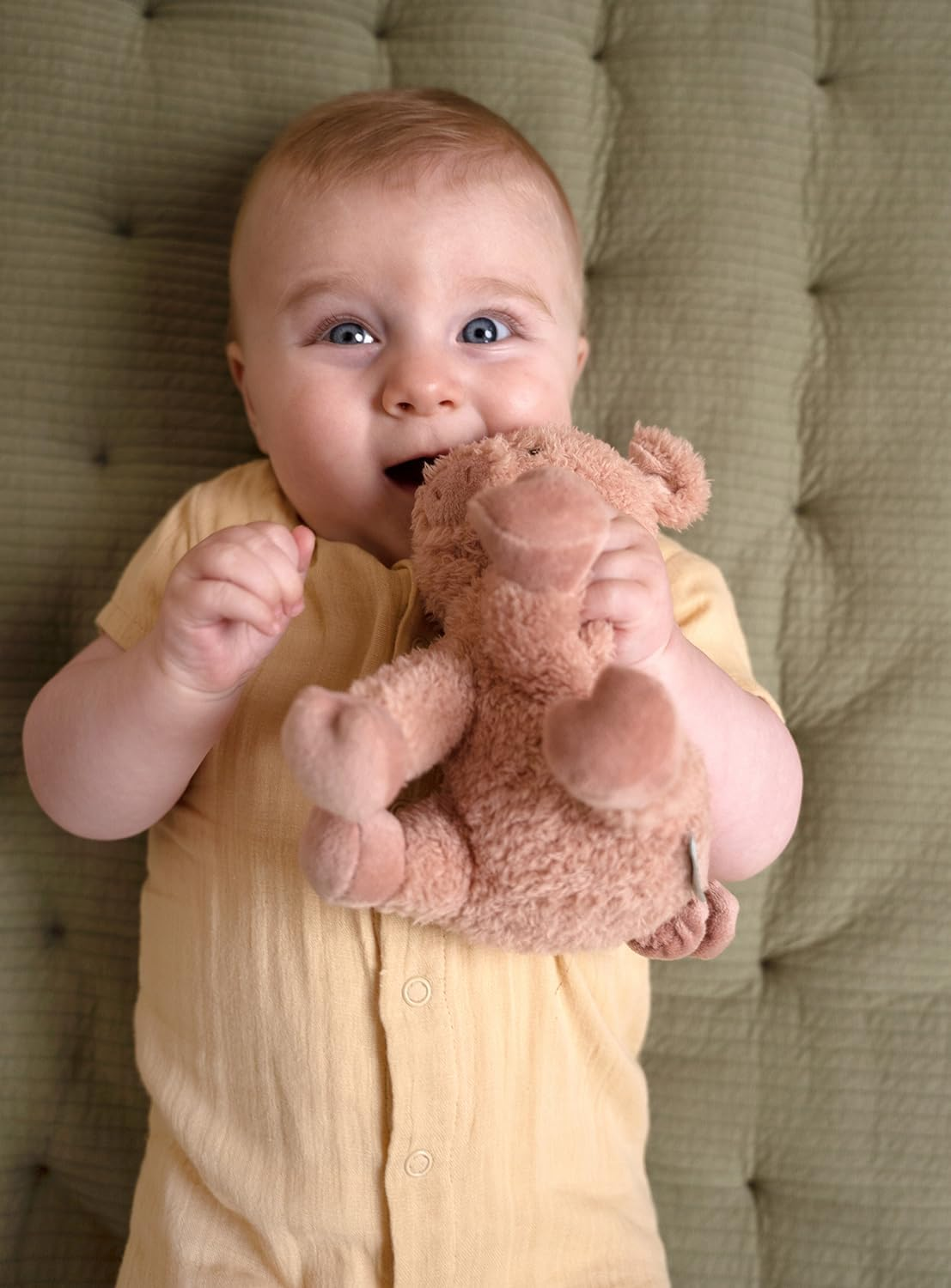 Little Dutch Little Farm Cuddle Pig, 17 Cm Size image number 2