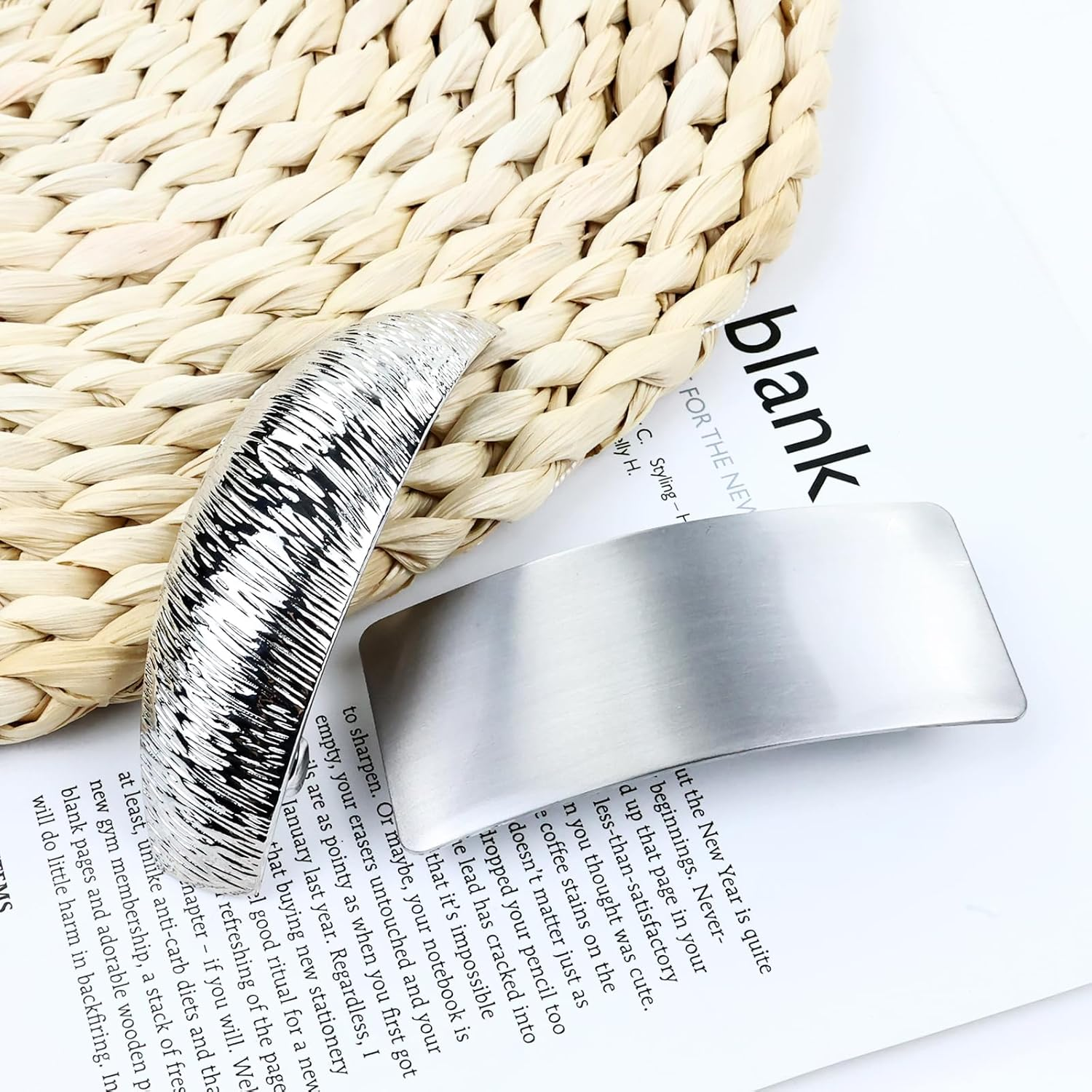 Cinaci Pack of 7 Simple Rectangular Oval Silver Automatic Spring French Metal Hair Clips Hair Clips Grips Accessories for Women Girls image number 6