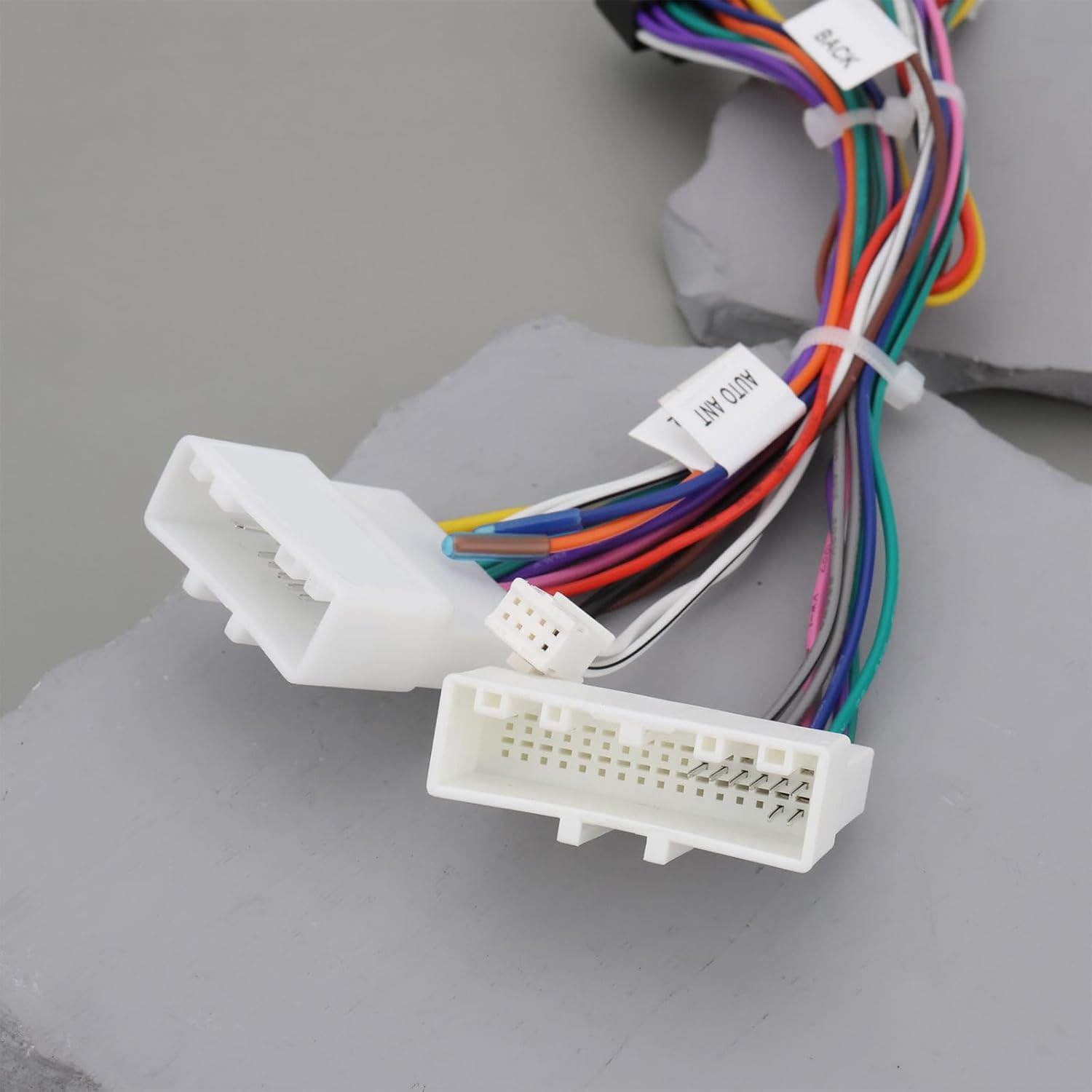 Car Stereo Harness Adapter Wire Connector Compatible with Reynolds Dacia 2017 image number 1