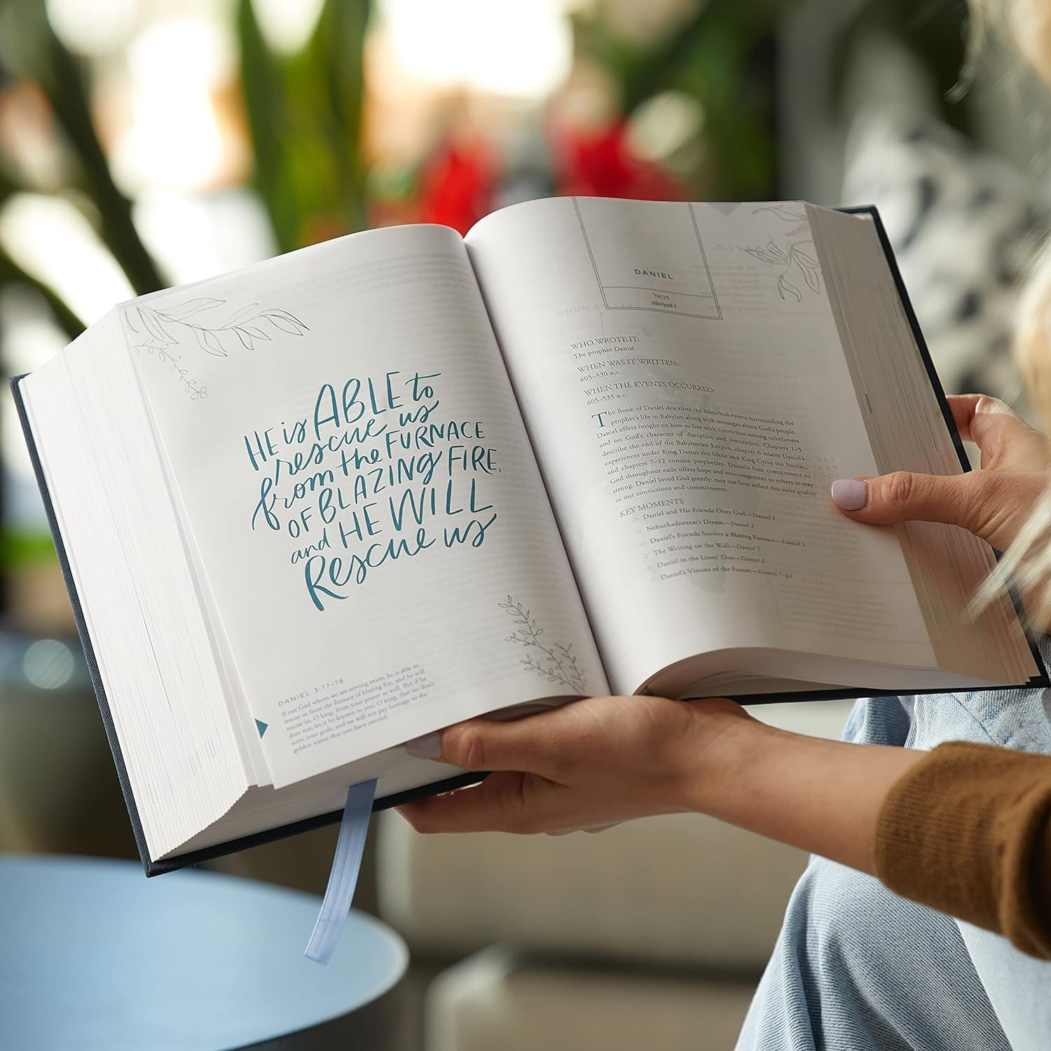 NET Young Women Love God Greatly Comfort Print [Brown]: a Soap Method Study Bible image number 4