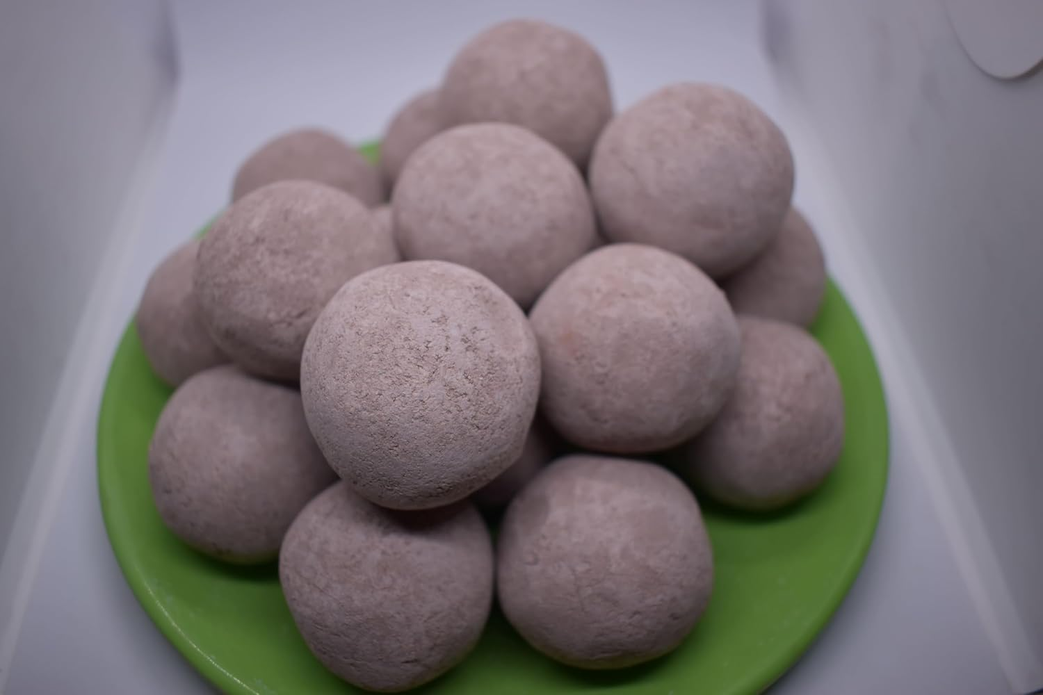 Red Nakumatt Clay Balls 500 Grams image number 1