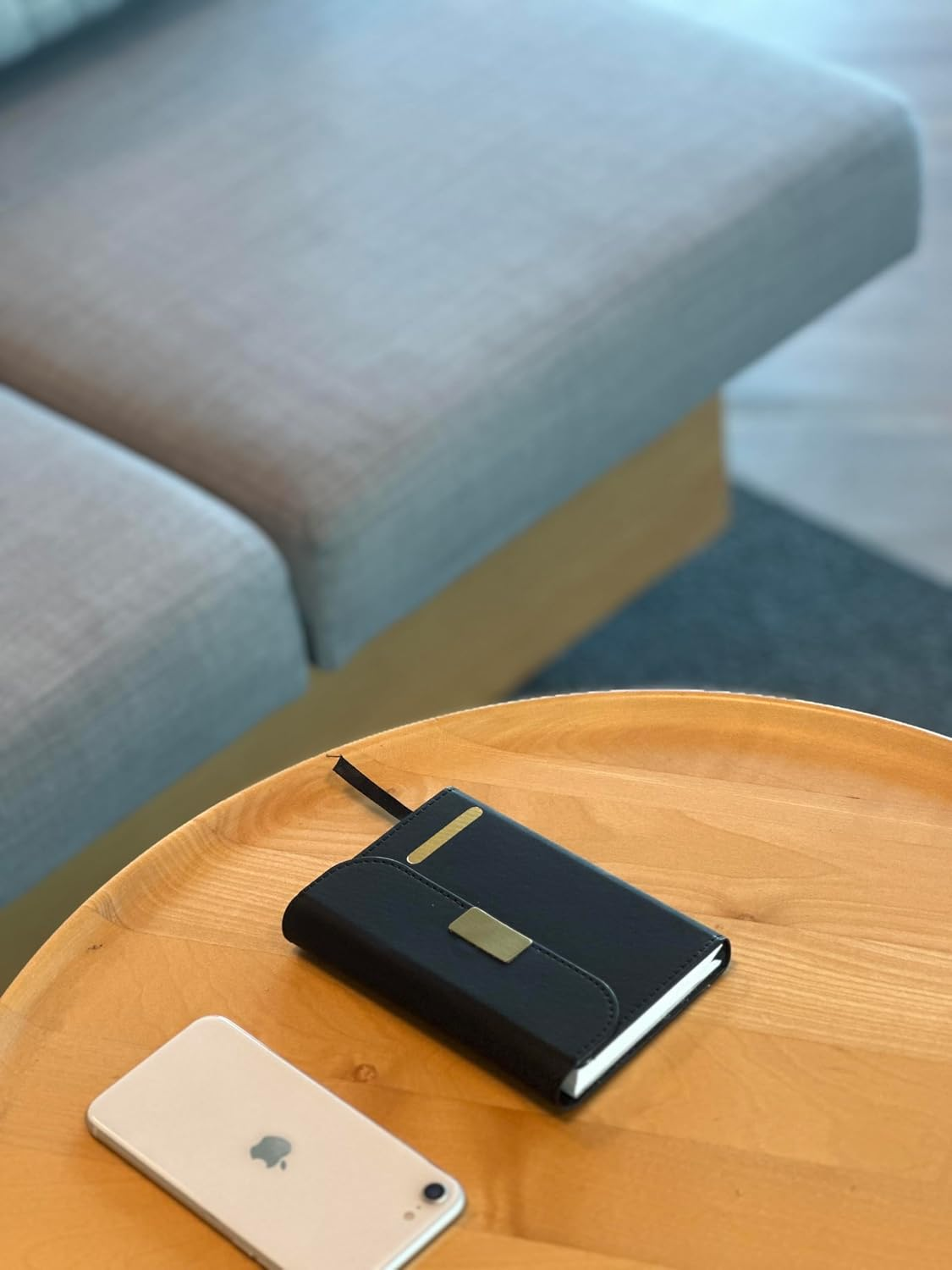 Pocketable Stonepaper Notebook with Magnetic Enclosure & Pen (Black) image number 2