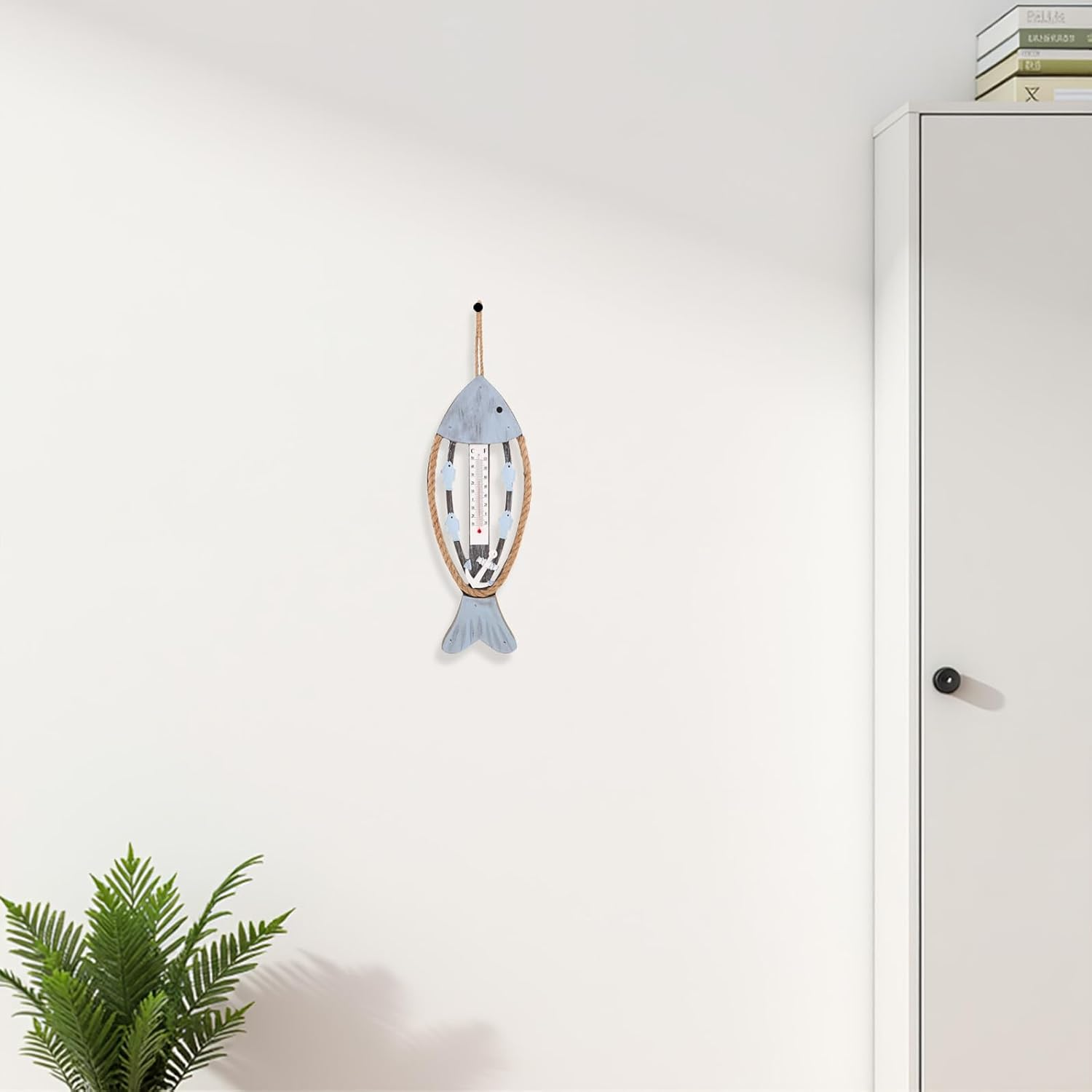 TEHAUX Coastal Wooden Fish Thermometer Wall Art with Easy-Read Temperature Gauge Nautical Fish Bone Design for Patio Garden Living Hotel Lobby Decoration image number 2