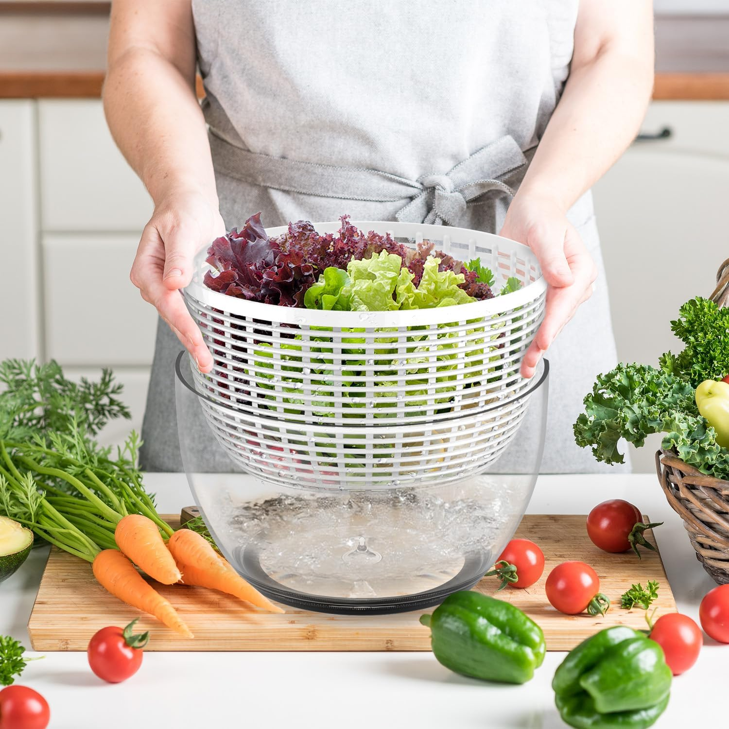 Salad Spinner, 6L Large Capacity, Quick and Easy Vegetable Washer Dryer, Thickening, Non-Slip Bowl Bottom, Kitchen Gadgets Drain and Store 2 in 1 image number 4