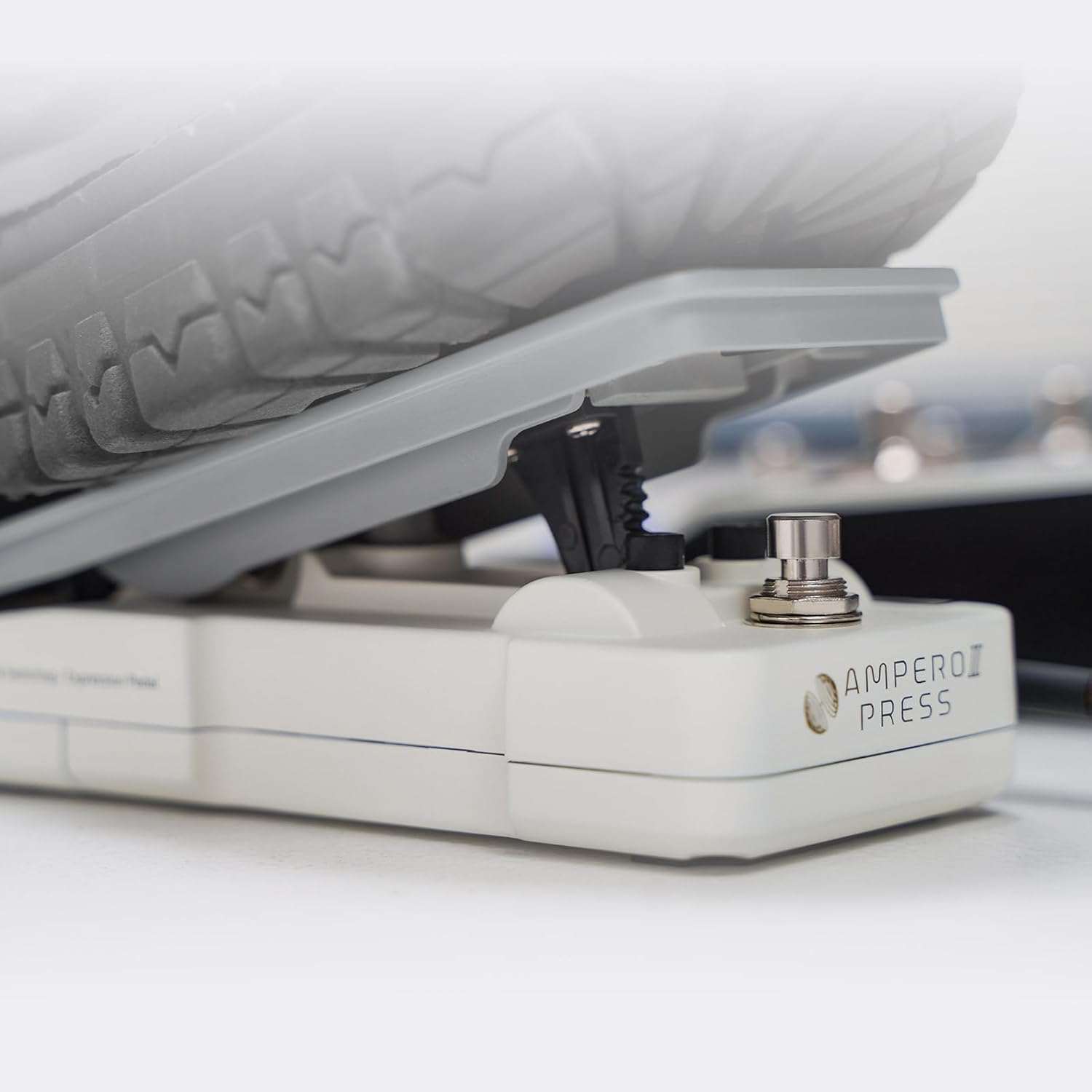 HOTONE 2 in 1 Passive Expression Footswitch EXP Pedal Ampero II Press