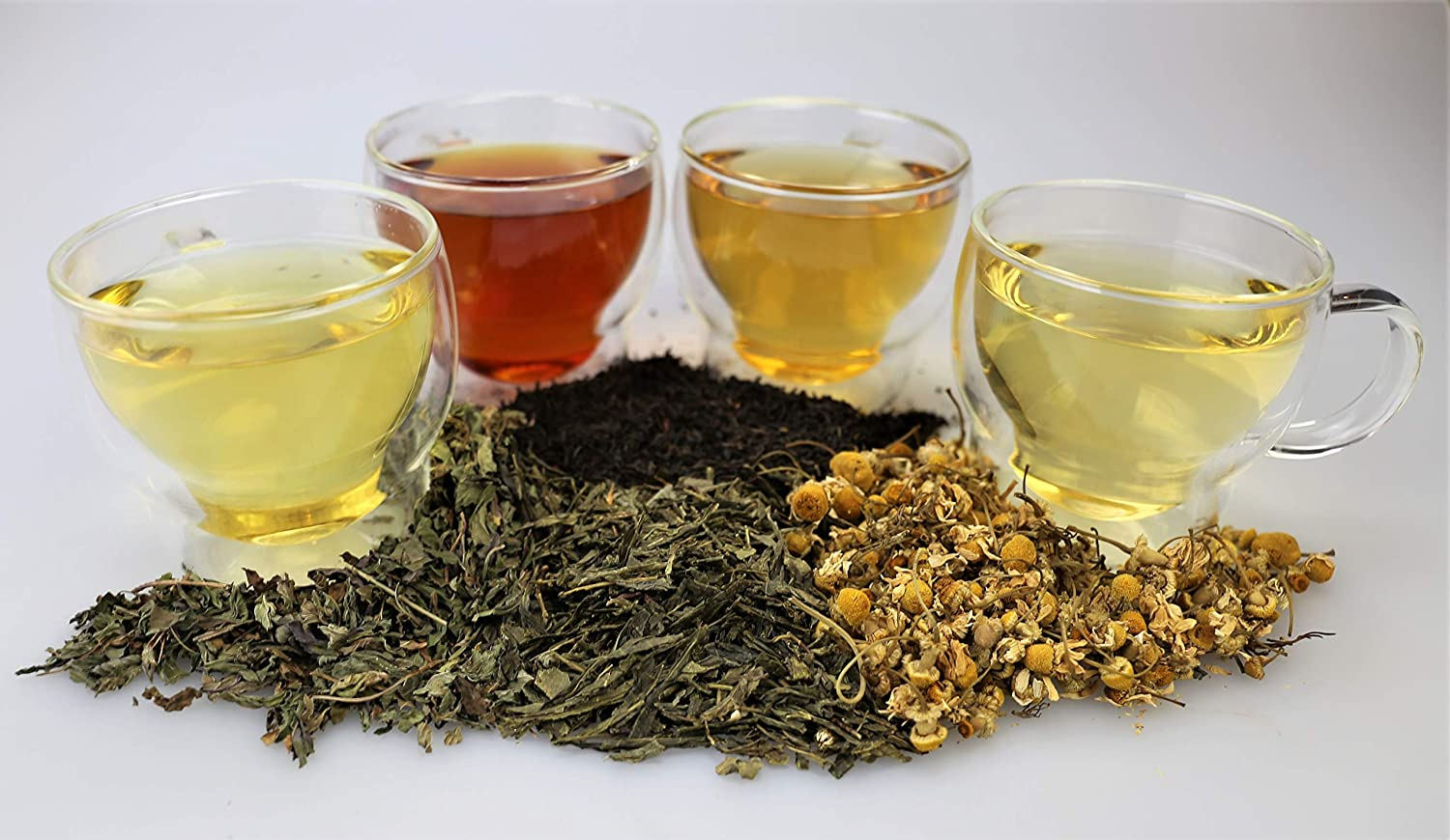 Berry Green Tea Loose Leaf Caddy Tin image number 1