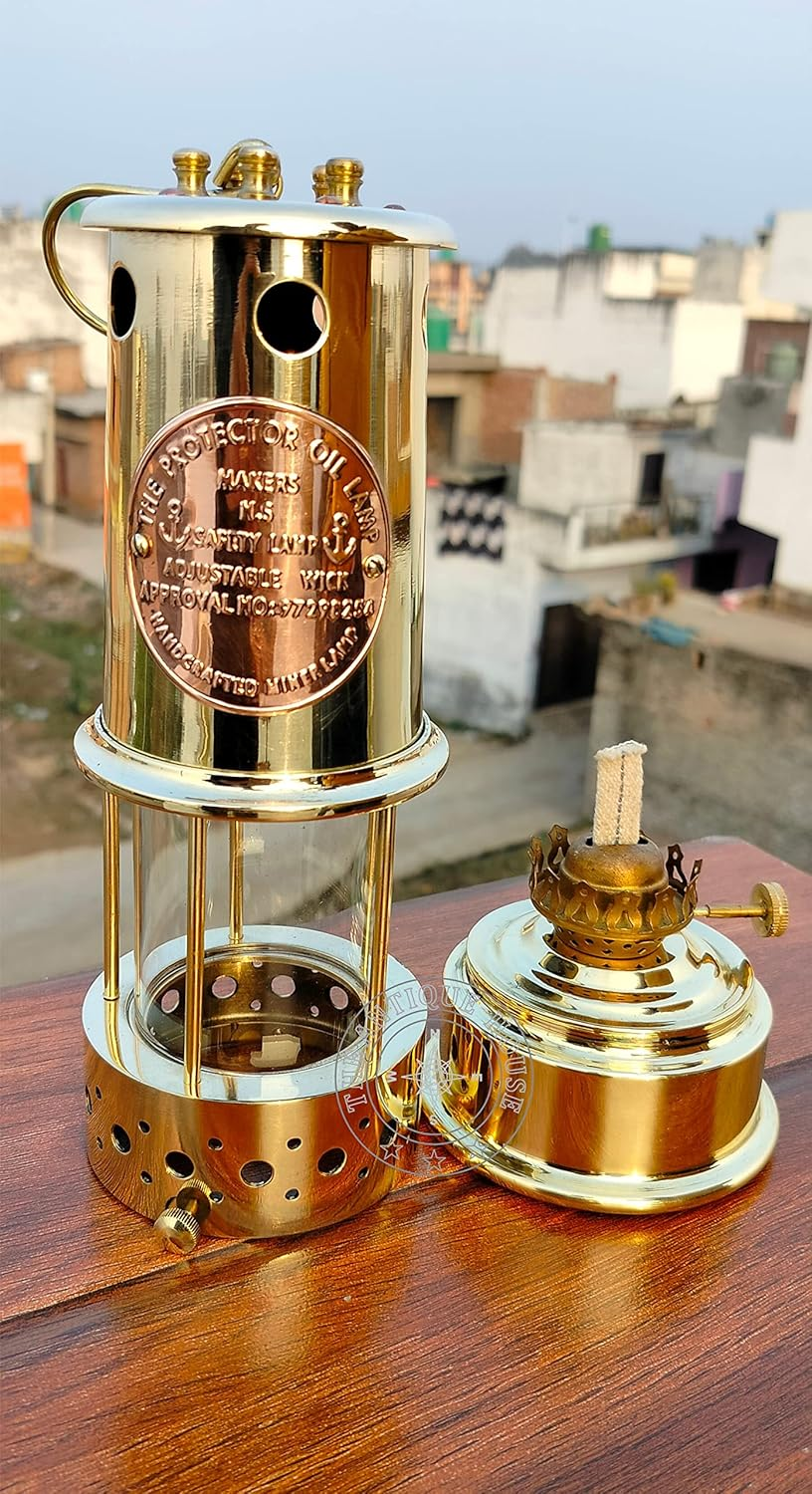 THE ANTIQUE HOUSE Large Vintage Solid Brass Working Nautical Miner Lamp Oil Ship Lantern Maritime Christmas Gift image number 3