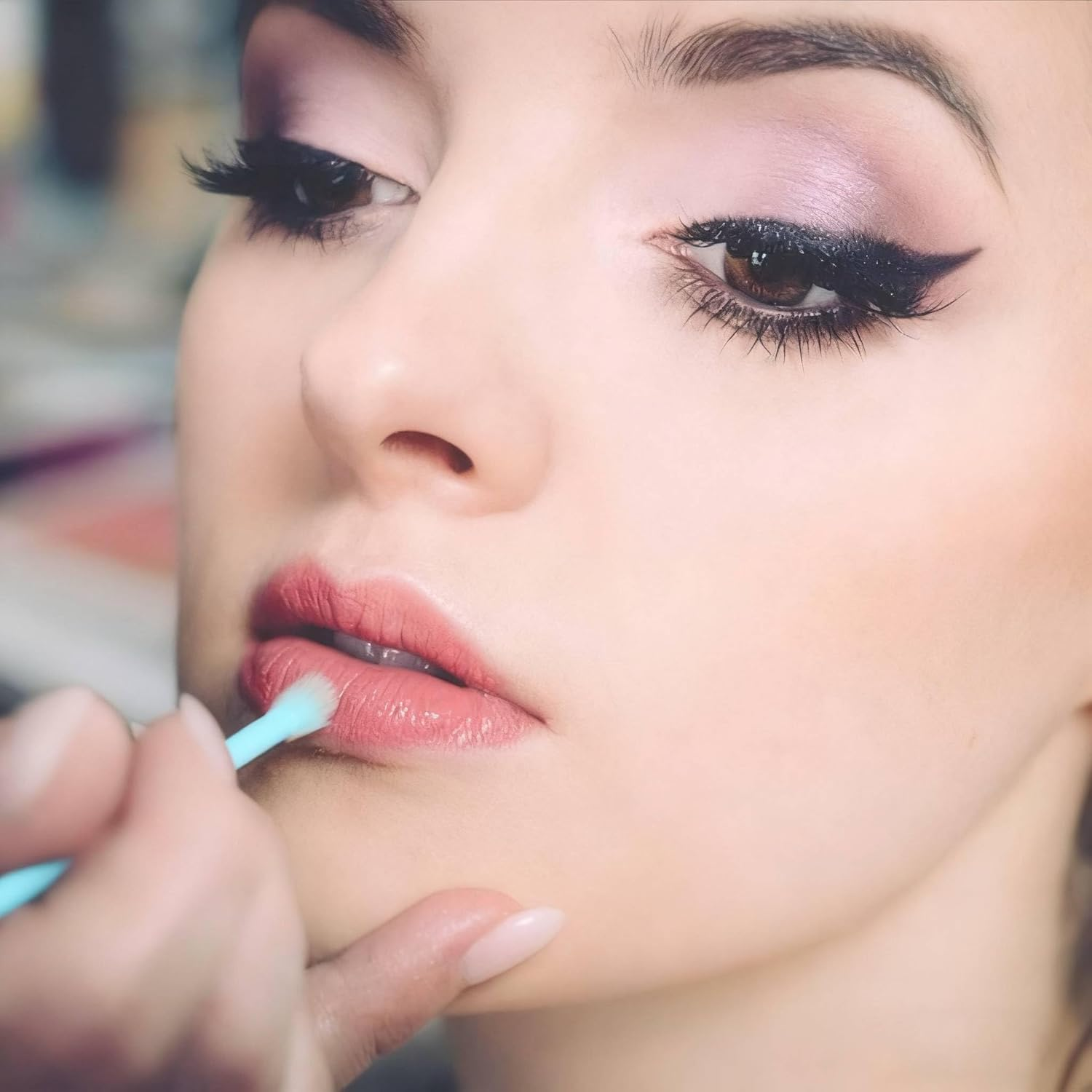 Pack of 400 Lip Brushes, Betterjonny Make-Up Lipstick Brush, Lip Gloss, Concealer Brush, Lipstick Stick Applicator, Lip Applicator Tool for Perfect Lip Makeup (Blue) image number 3