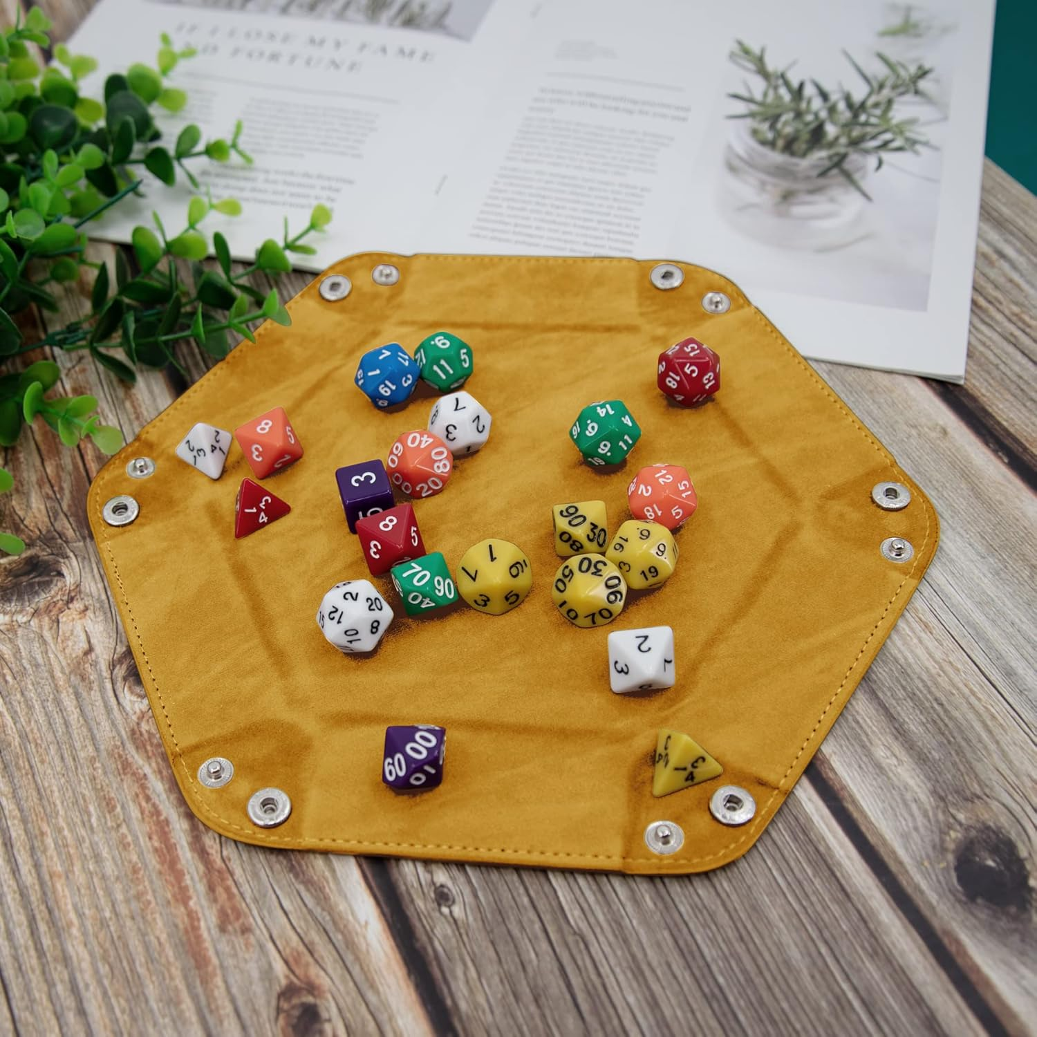 SIQUK 6-Piece Hexagon Dice Tray Set - Folding PU Leather Dice Trays for RPG, DND & Table Games (Red, Blue, Violet, Black, Green, Yellow) image number 4