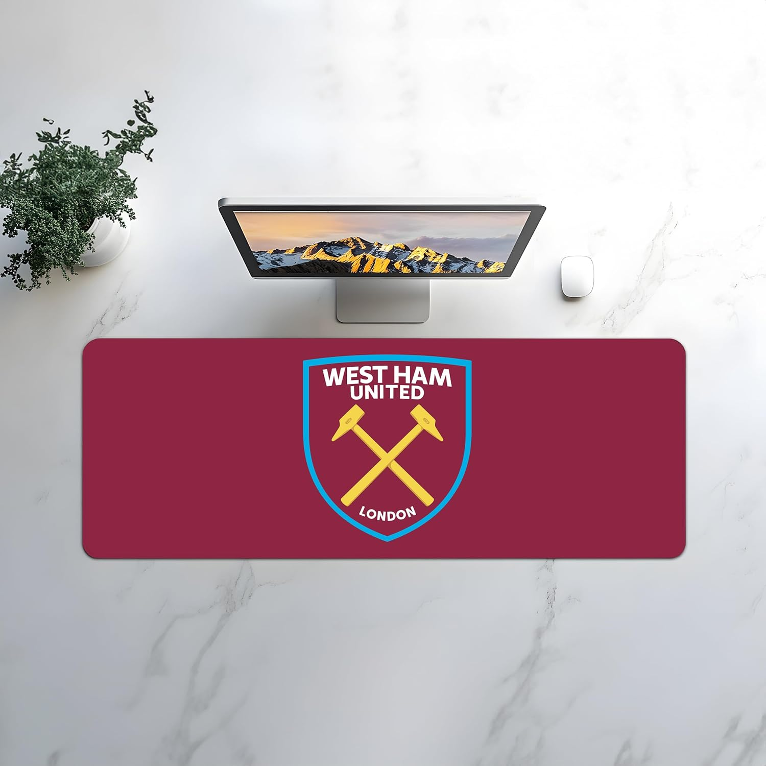Licensed D&eacute;cor West Ham United FC - Vinyl Desk Pad - Crest on Wine Red - 43Cm X 90Cm image number 3