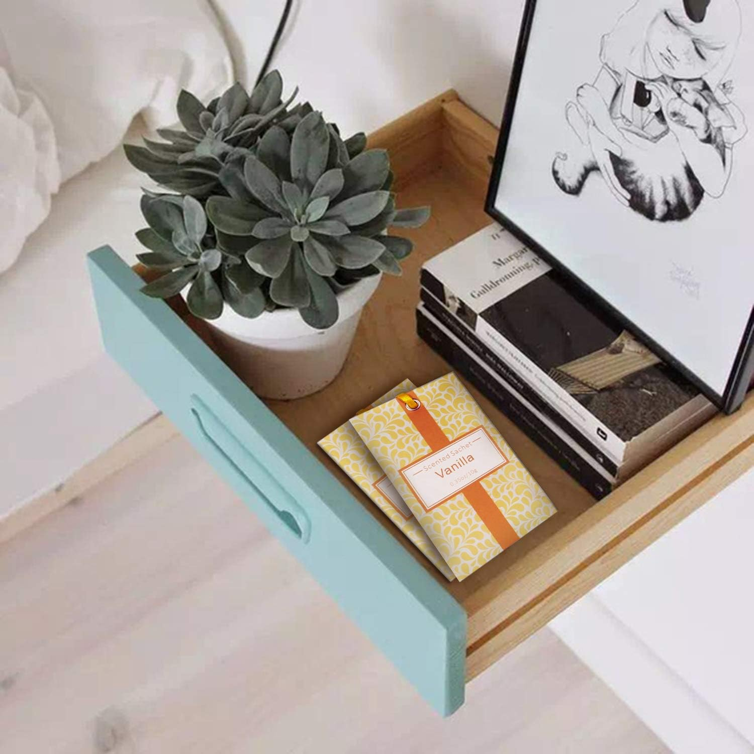 LA BELLEF&Eacute;E Scented Sachet,14-Packs Vanilla Fragrance Packets Perfume Envelopes Sachets, Idea Home, Wardrobe, Drawer, Car, Closets Vanilla Schets-14 image number 2