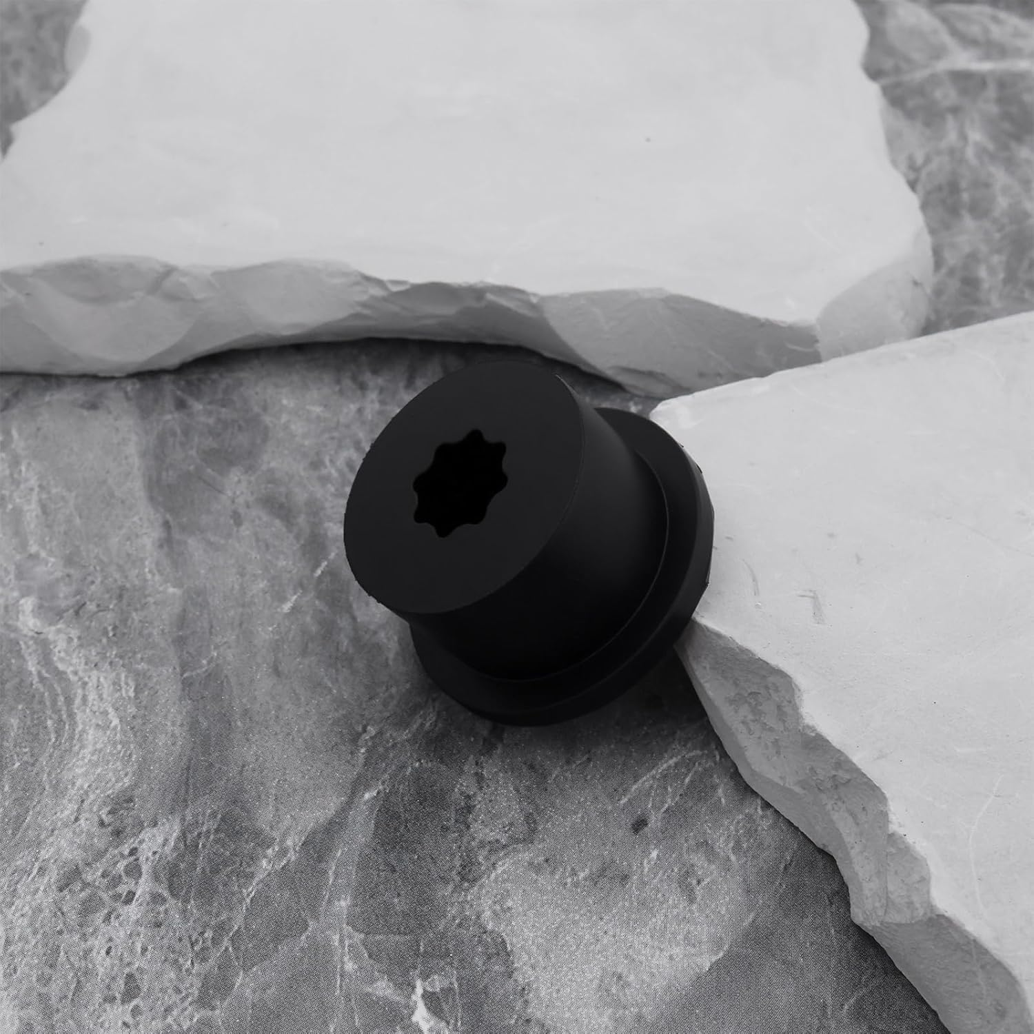 LT Easiyl 2Pcs Upper Radiator Rubber Bushing Replacement Part PE01-15-242 PE0115242 Compatible with Mazda 3 6 CX-5 image number 3