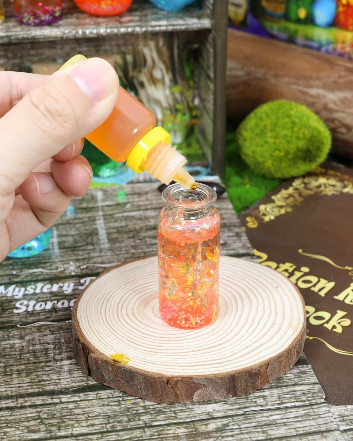 Magic Potions Kit for Kids &ndash; DIY Potion Making Set with 20+ Glow-In-The-Dark Bottles & Accessories, Fun Science Experiment Craft for Boys & Girls, Wizard Role Play for Ages 6+ image number 4