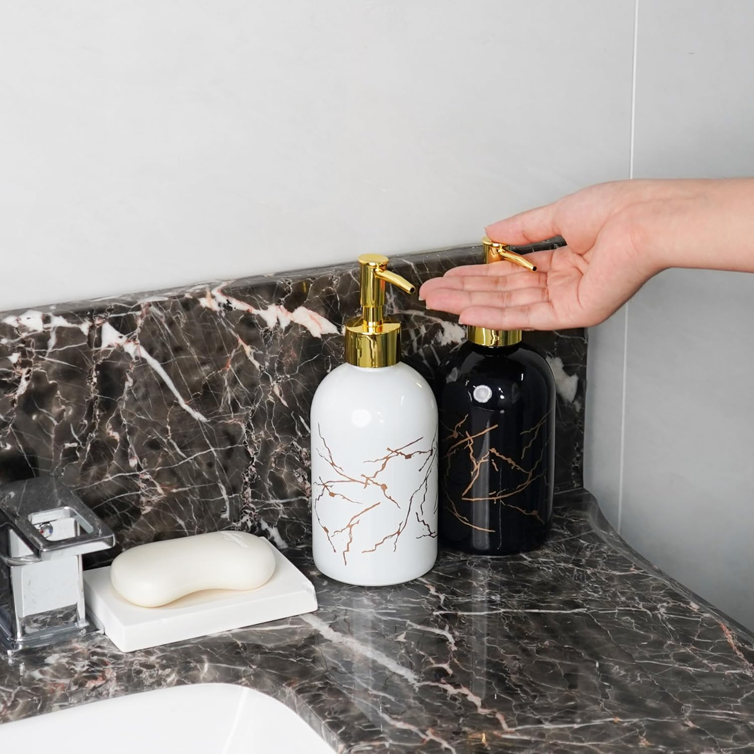 DODAMOUR 2 Pack Glass Soap Dispenser with Gold Pump, 410 ML Aesthetic Soap Pump Bottle Set, Decorative Refillable Liquid Dispensers for Vanity, Kitchen Sink, or Bathroom Countertop (Black, White) image number 2