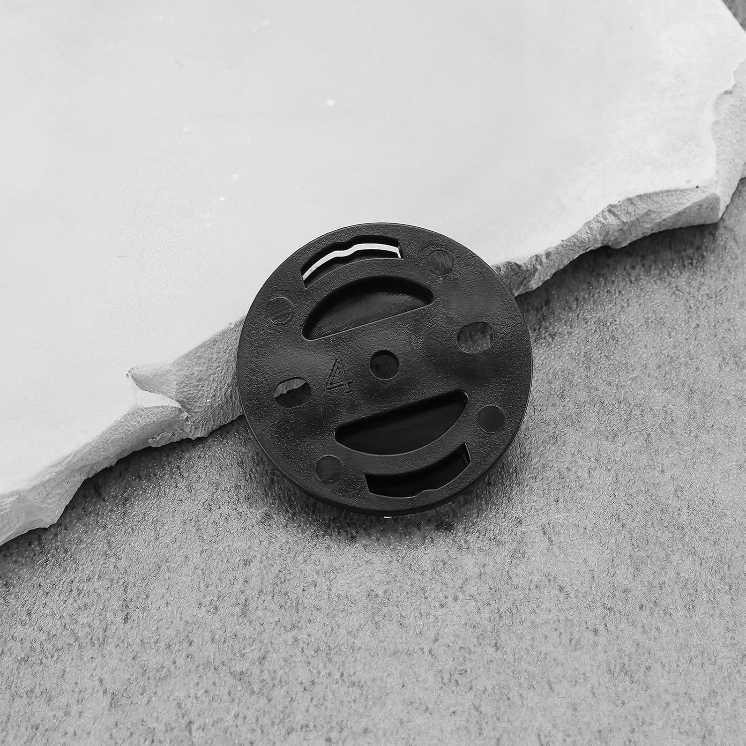 SG Store 2 Sets Bike Computer Bracket Mount Fixed Base Stopwatch Bracket Fixed Male Seat Dial Fixing Base Compatible with Garmin 32X29X2Mm Black