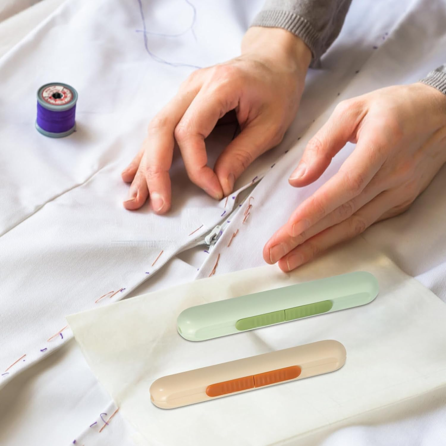 HOODANCOS Upgraded Seam Ripper, 2Pcs 2024 New 2 in 1 Needle Threader Seam Rippers for Sewing, Double Head Retractable Seam Remover Seam Ripper Tool for Knitting Quilting image number 6