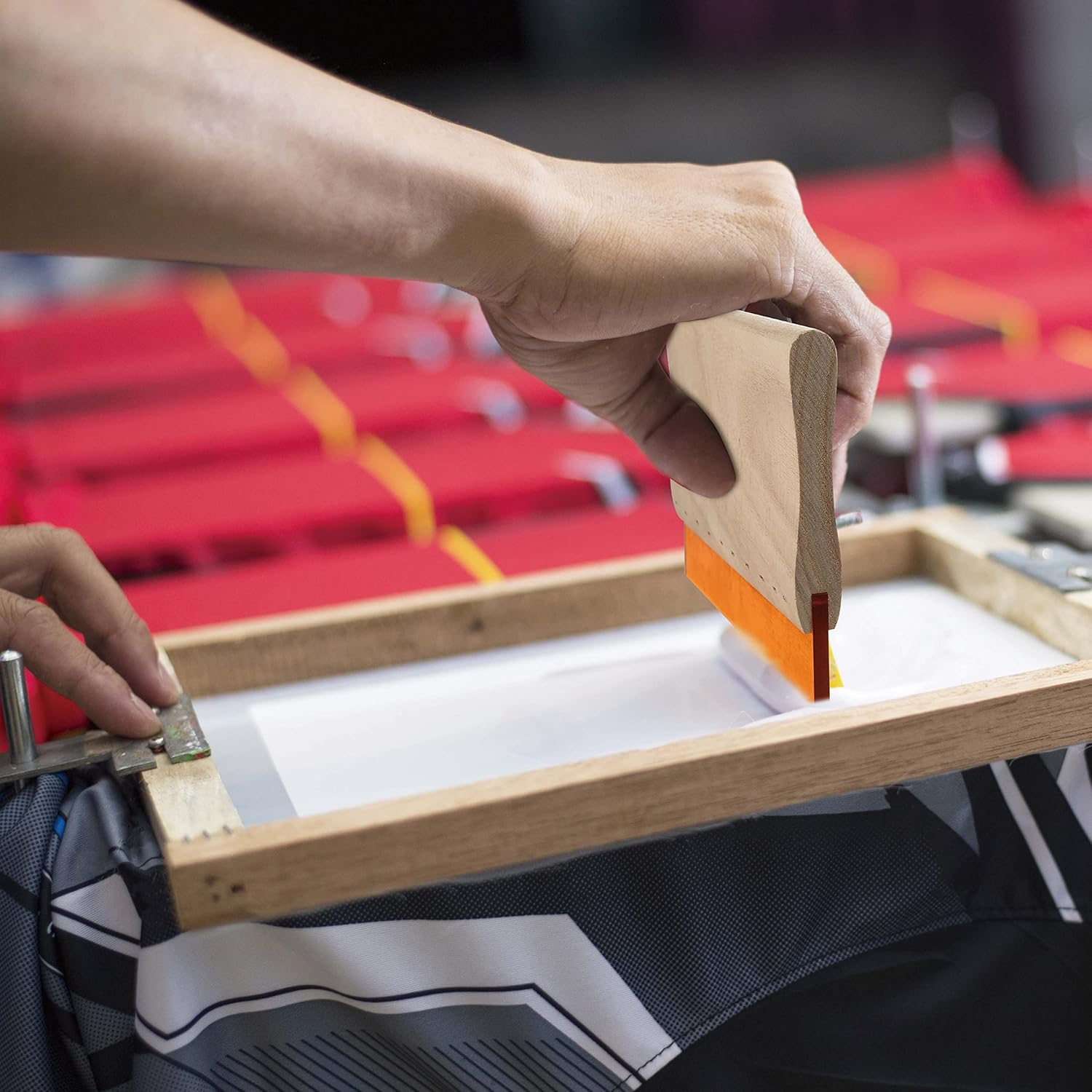 Caydo 46-Piece Screen Printing Kit with 4 Color Ink, 2 Size Frames and LED UV Exposure Lamp image number 5