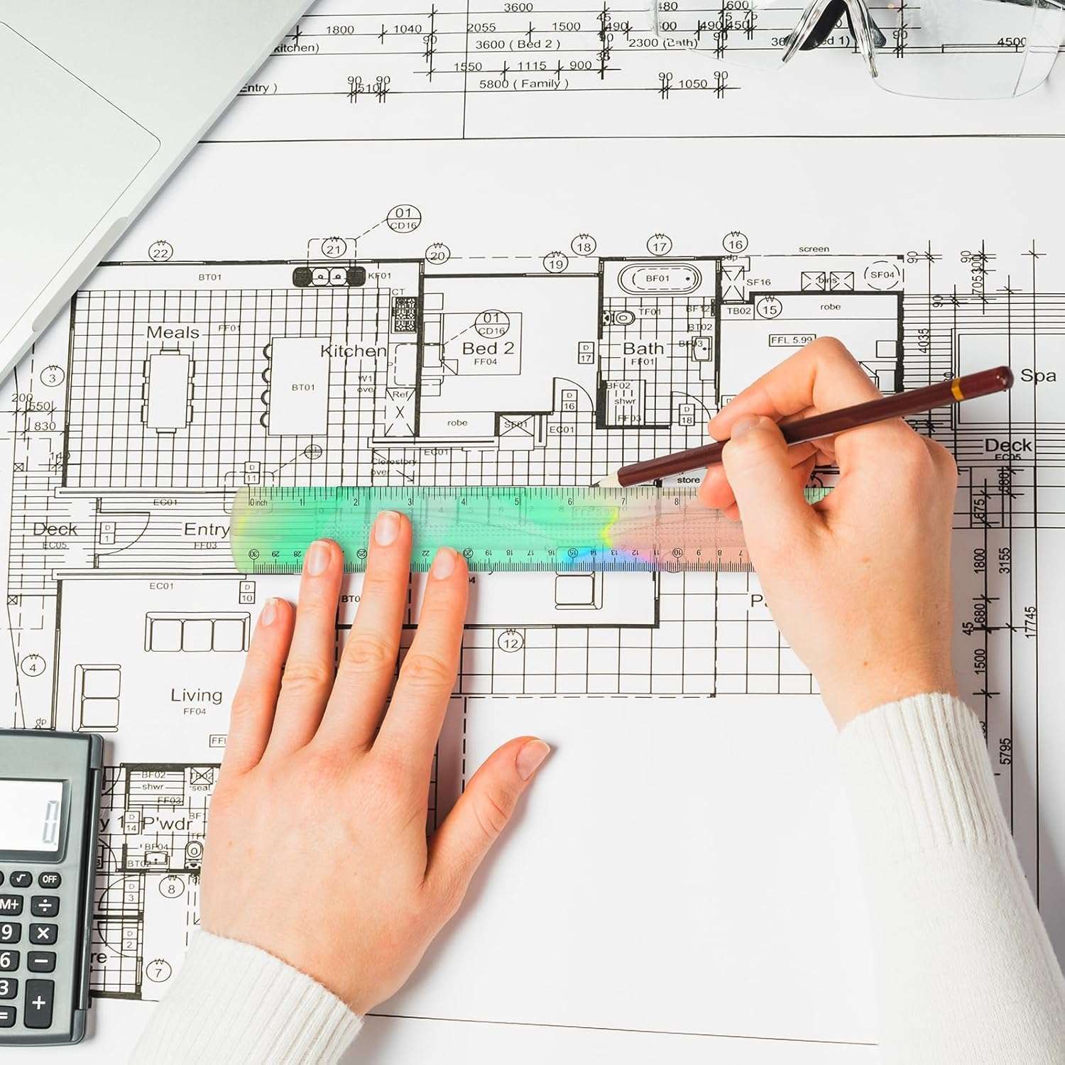 WADY 2 Pieces Flexible Ruler, Flexible Ruler Plastic Ruler Shatterproof Straight Edge Ruler 15/30Cm Soft Bendable Ruler for School Classroom Office Kids & Adults (Colorful, 6Inch+12Inch)