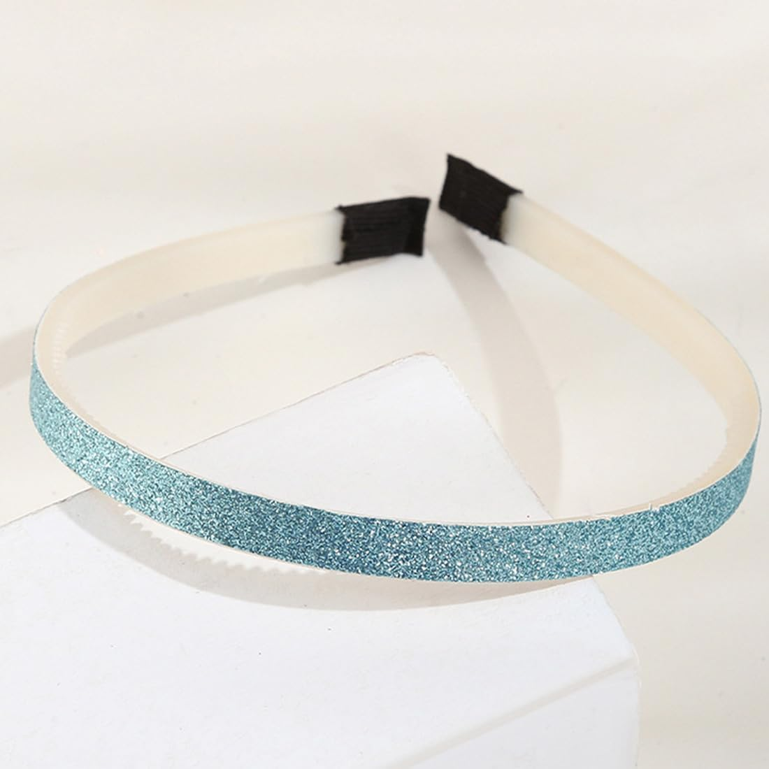 GHPKOTW Pack of 4 Glitter Headbands, Colourful Hair Accessories, Plastic, Glittering, Cute, Non-Slip, Thick, Glittery, Confetti, Rainbow Hair Bands with Teeth for Little Girls (Gold, Silver, Pink, image number 2