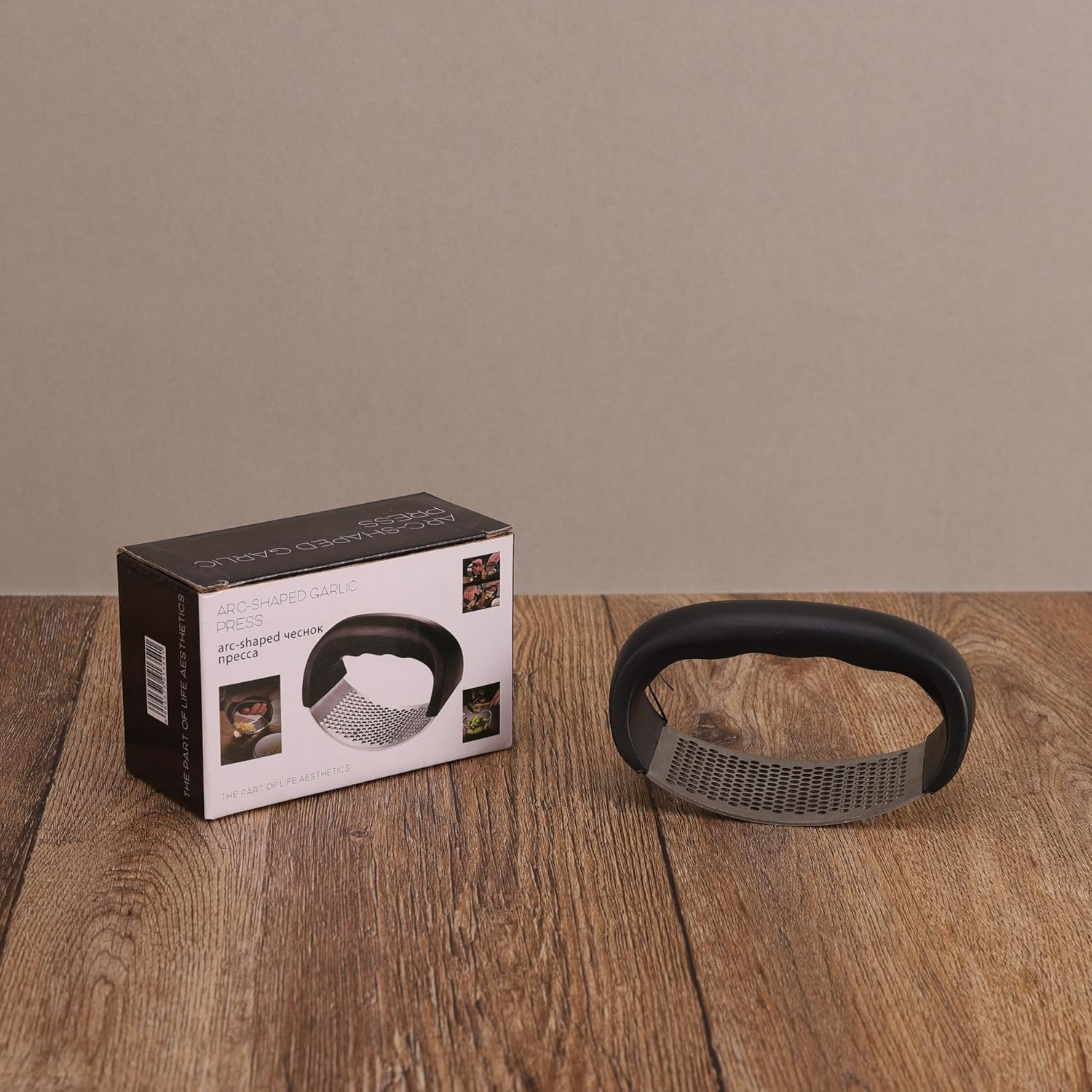 Garlic Press,Stainless Steel Garlic Press,Easy to Use and Clean,Ergonomic Handle,Easy Kitchen Gadget for Effortless Smashing,Kitchen Essentials,Home and Kitchen Utensils Accessories image number 5