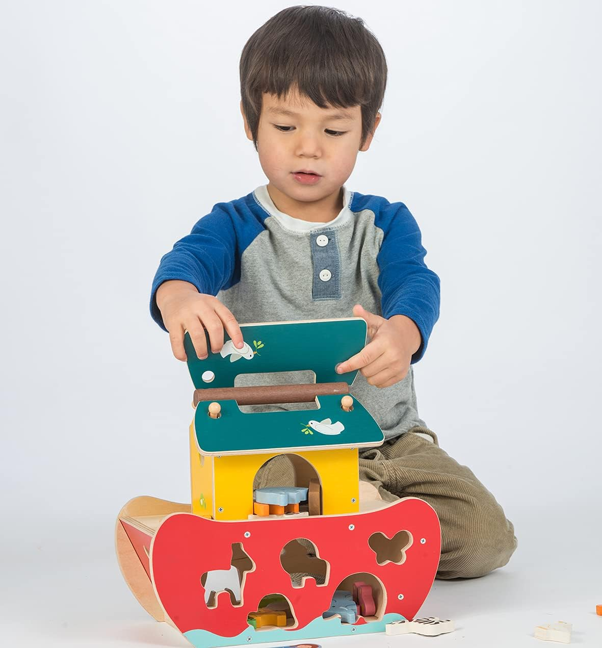 Tender Leaf Toys Noah'S Shape Sorter Ark - Wooden Animal Shape Sorting Game image number 4