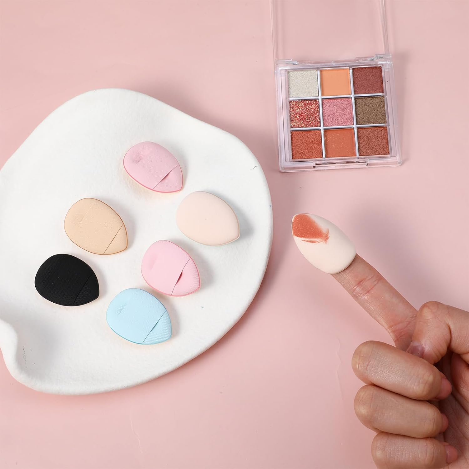 LXUEJIE 75PCS Finger Powder Puff, Mini Makeup Puff, Reusable Drop-Shaped Makeup Sponges Soft Setting Powder Puffs for Face Powder Foundation Concealer image number 5