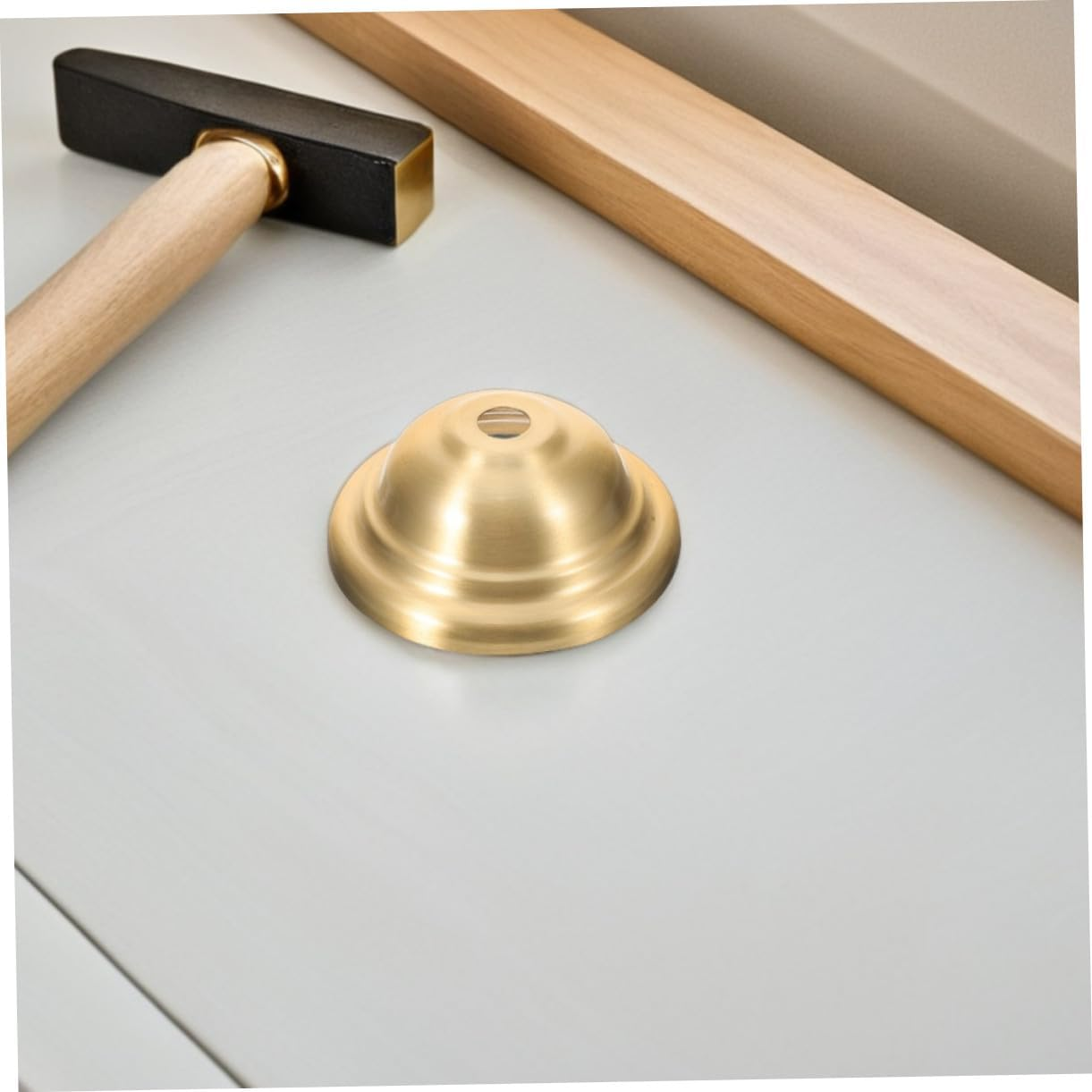 Toddmomy Pure Brass Chandelier Lamp Holder 2 Pieces Canopy with Large Mounting Plate Vintage Lamp End for Living Room and Dining Room Sturdy Ceiling Light Accessories image number 4