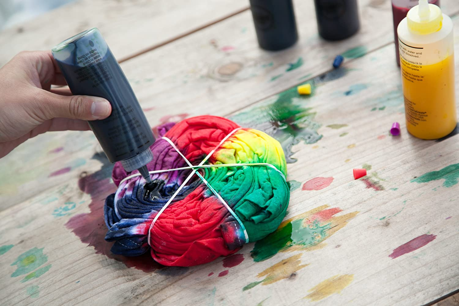 Tulip 31674 ONE Step TIE-DYE KIT 5 Colour Rainbow Tie Dye Kit, Rainbow, 1.62Oz, 59 Pieces - Drawstring image number 4