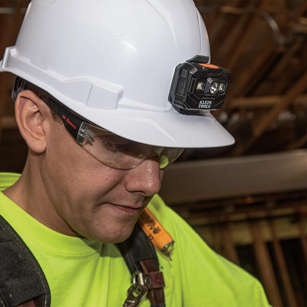 Klein Tools A-56048 400 Lumens Rechargeable Headlamp with Fabric Strap image number 2