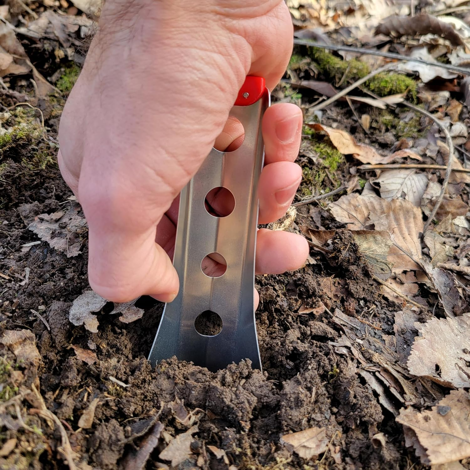 Ultralight Backpacking Trowel, 0.48 Oz (13.5G) Red - Blue image number 4