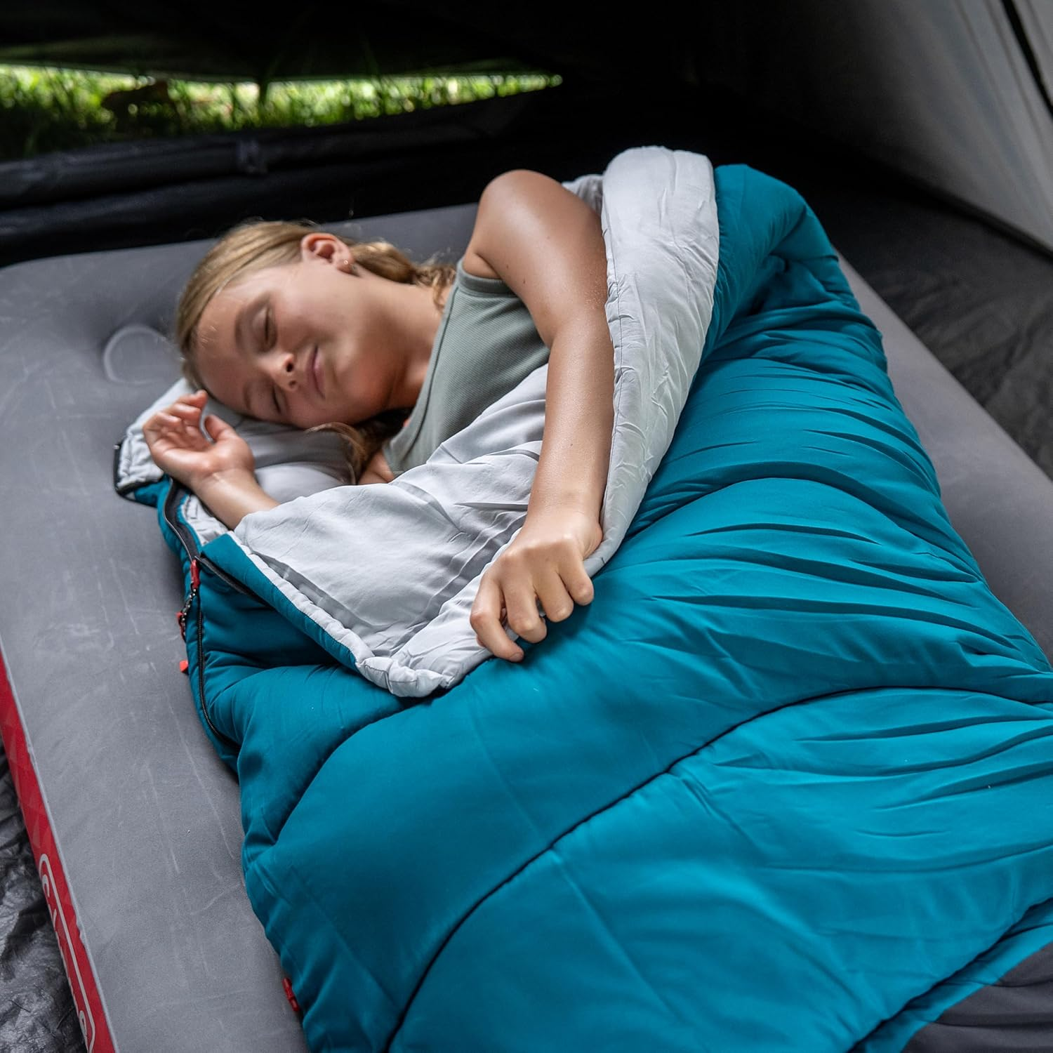 Coleman Mudgee -3&deg;C Kids Sleeping Bag | 175X75Cm, Cold Weather, Polyester Fill with Extra Heat Retention, XL Stuff Sack, Brushed Polyester Shell & Lining, Comfort Cuff for Neck, Easy to Pack image number 4