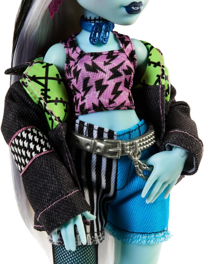 Monster High Frankie Stein Doll in Denim Jacket and Shorts, Includes Pet Dog Watzie and Accessories like a Backpack, Snack and Notebook image number 5
