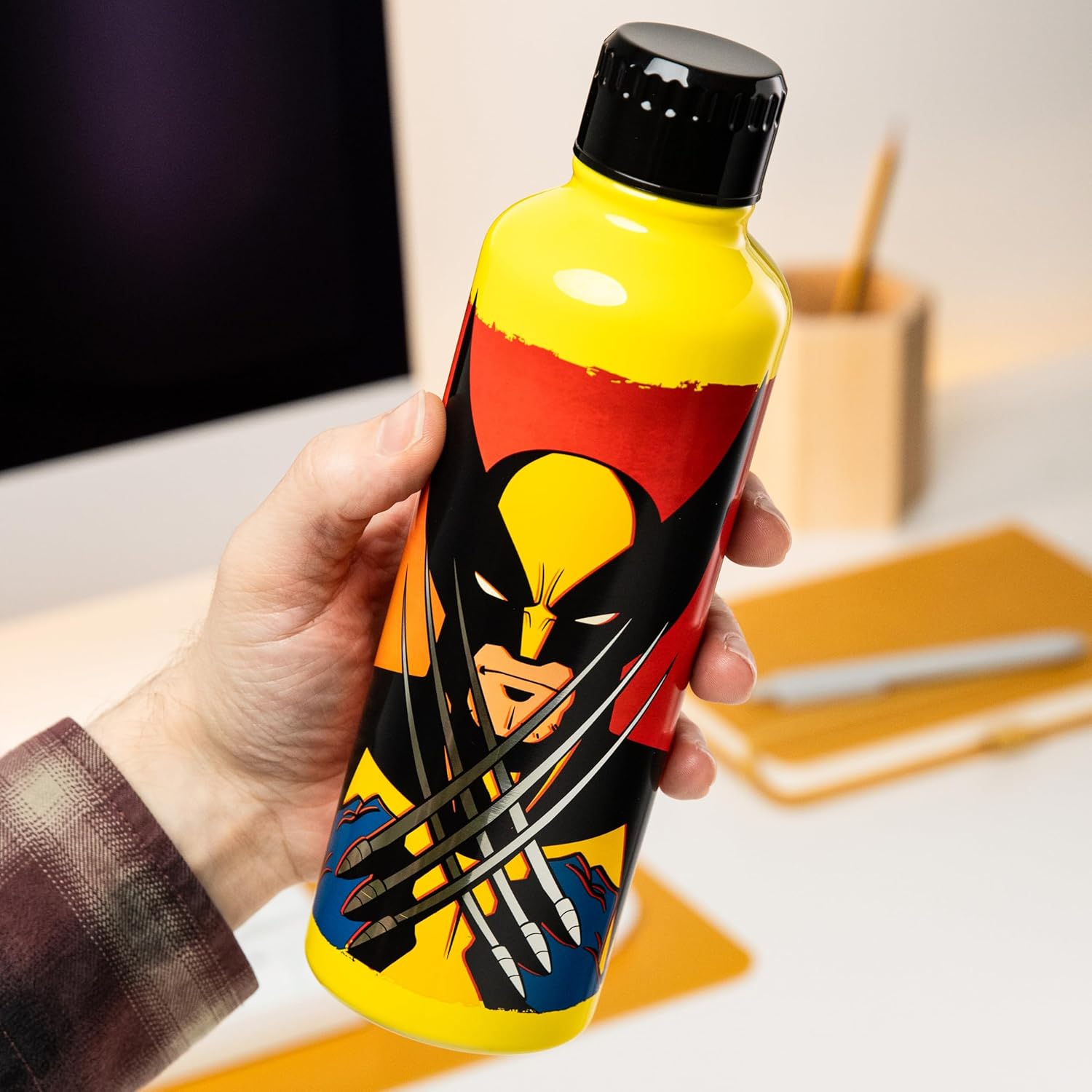 Paladone Wolverine Yellow & Red Metal Water Bottle with Screw-Top Lid, Officially Licensed Marvel X-Men Reusable Stainless Steel Flask 500Ml, Superhero Merchandise for Teens, Adults, School, Work image number 2