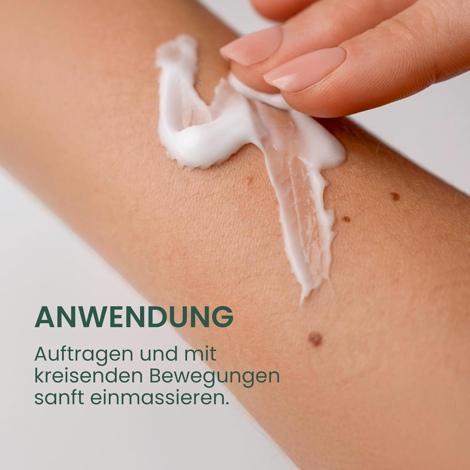 Jean & Len Body Lotion Hyaluron, Deeply Moisturises, Provides a Smooth and Plump Skin Complexion, Suitable for All Skin Types, No Parabens & Silicones, Vegan, 200 Ml image number 1