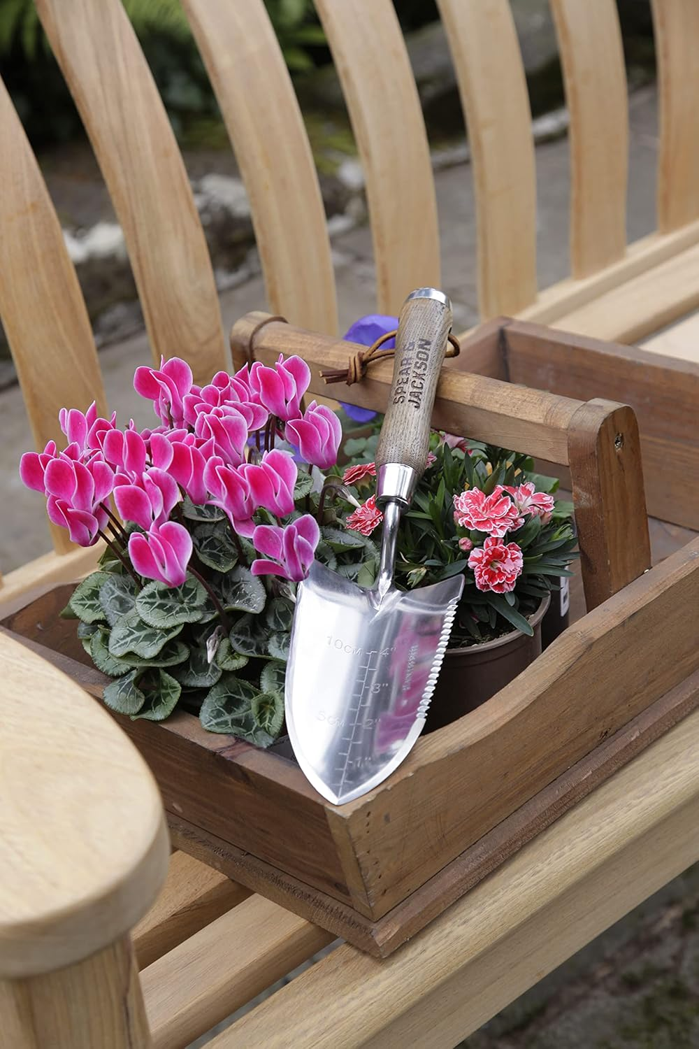 Spear & Jackson 5160ST Traditional Stainless Versatility Trowel image number 3