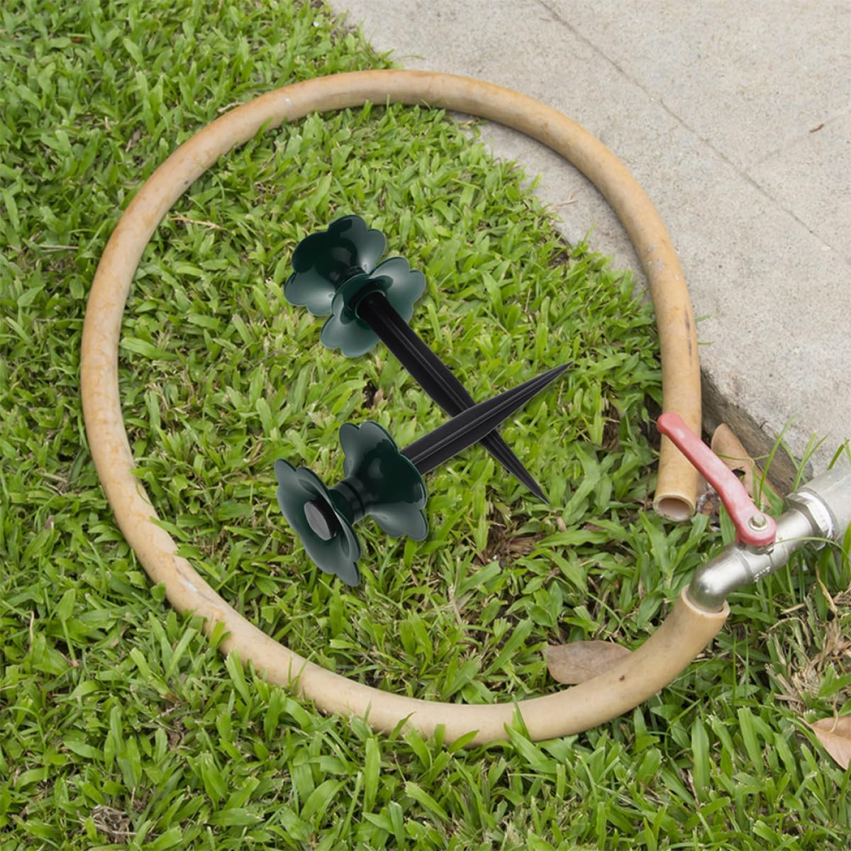 POPETPOP 6Pcs Garden Hose Guide Stakes with Spike Stand, Heavy Duty Water Pipe Holder for Lawn and Flower Bed, Versatile Hose for Outdoor Gardening