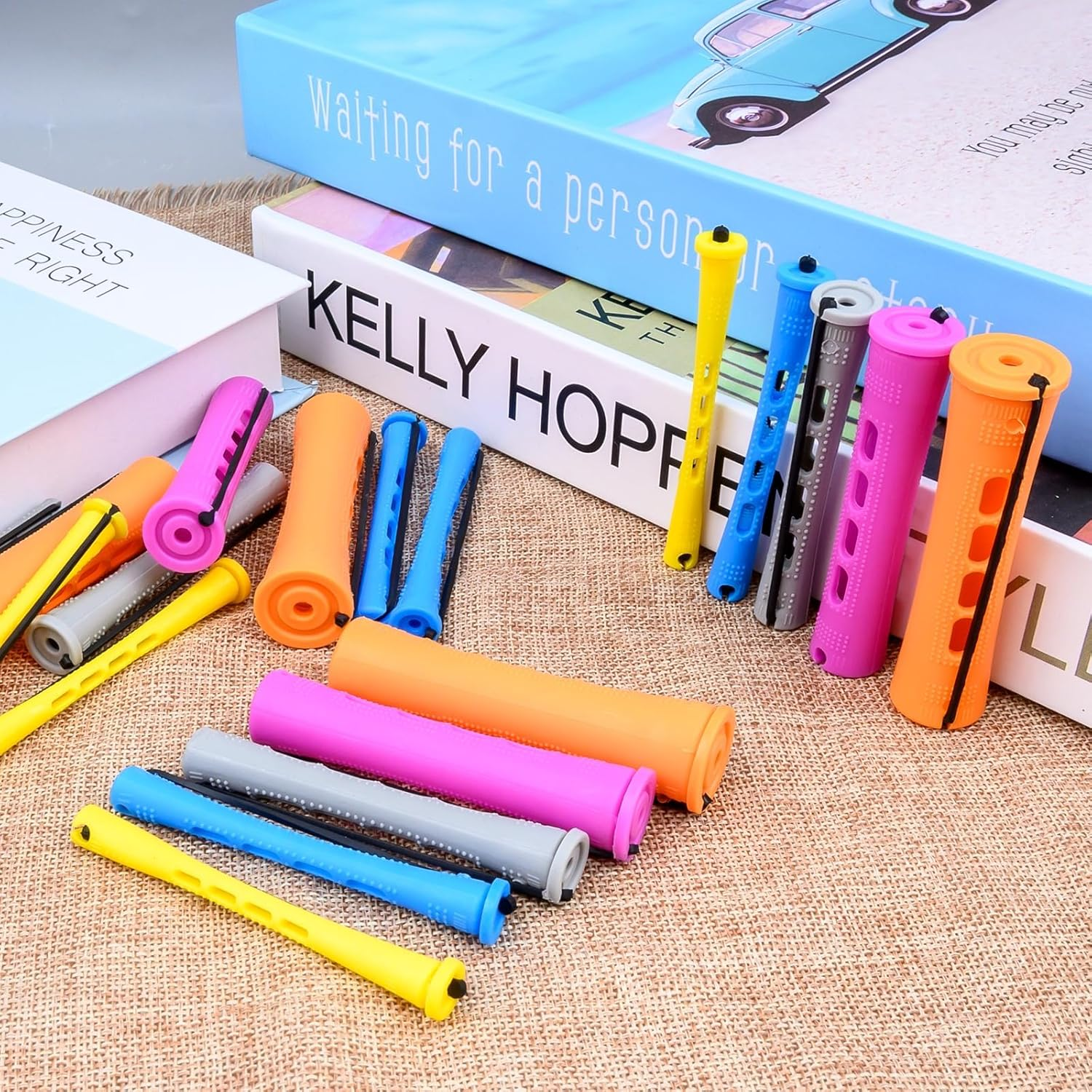 Pack of 300 Perm Rollers, Small Hair Rollers in 5 Sizes, Hair Rollers with Elastic Band for Long & Short Hair, Natural Large Medium Small Curls, 0.7/0.9/1.5/1.9/2.2 Cm image number 3